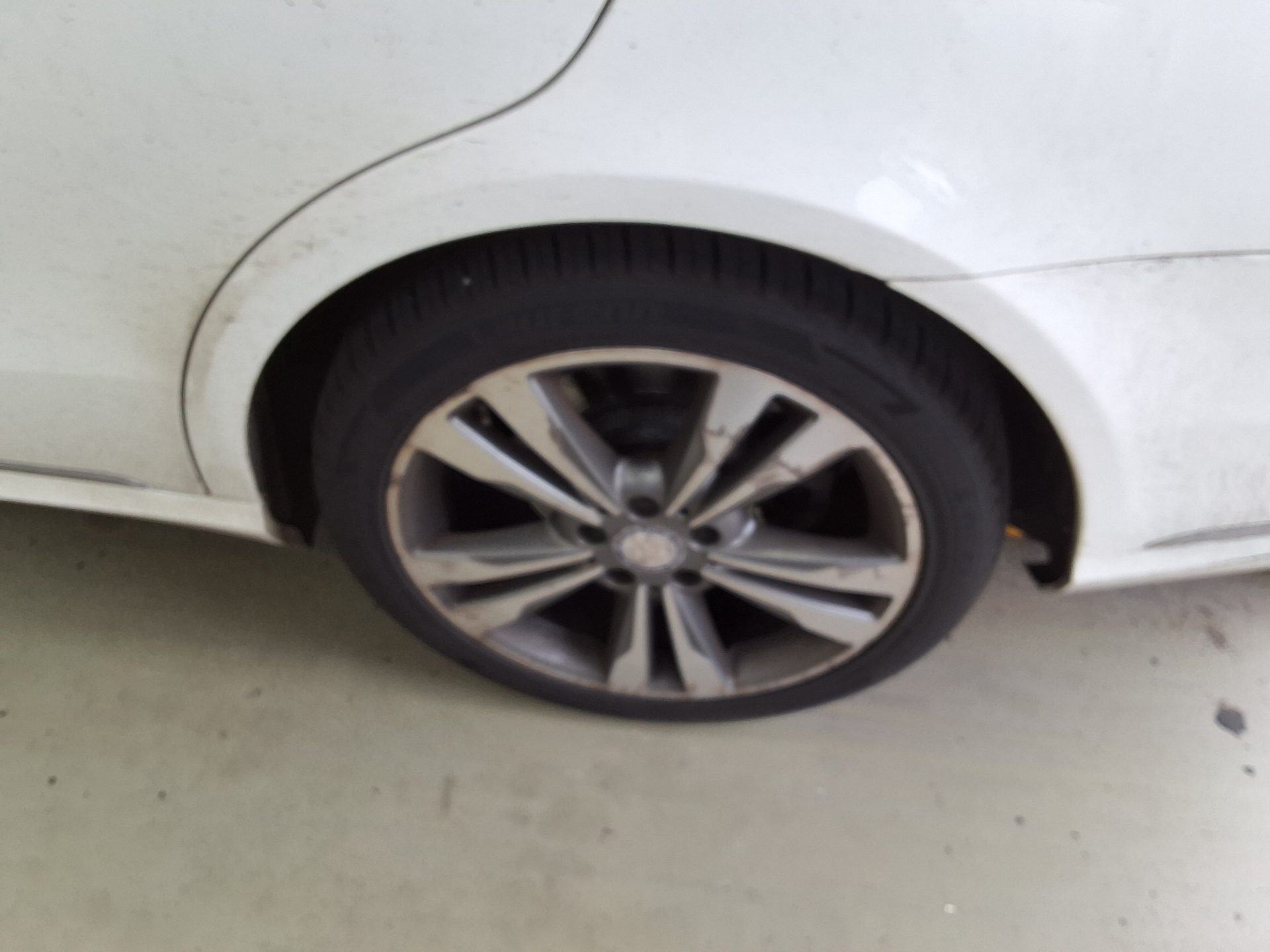 Mercedes-Benz E-Class 2016 - Image 18