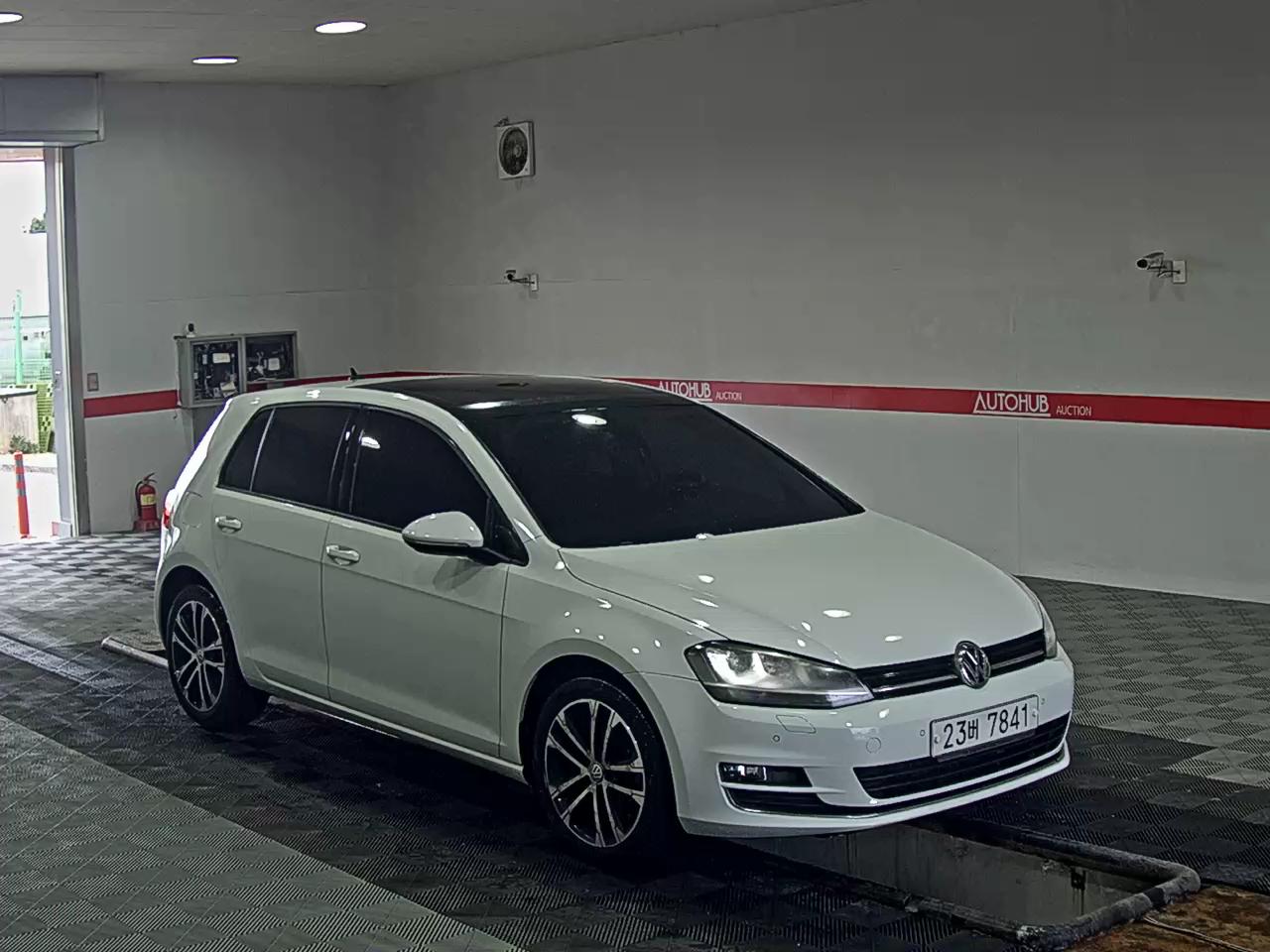 Volkswagen Golf 2015 - Image 2