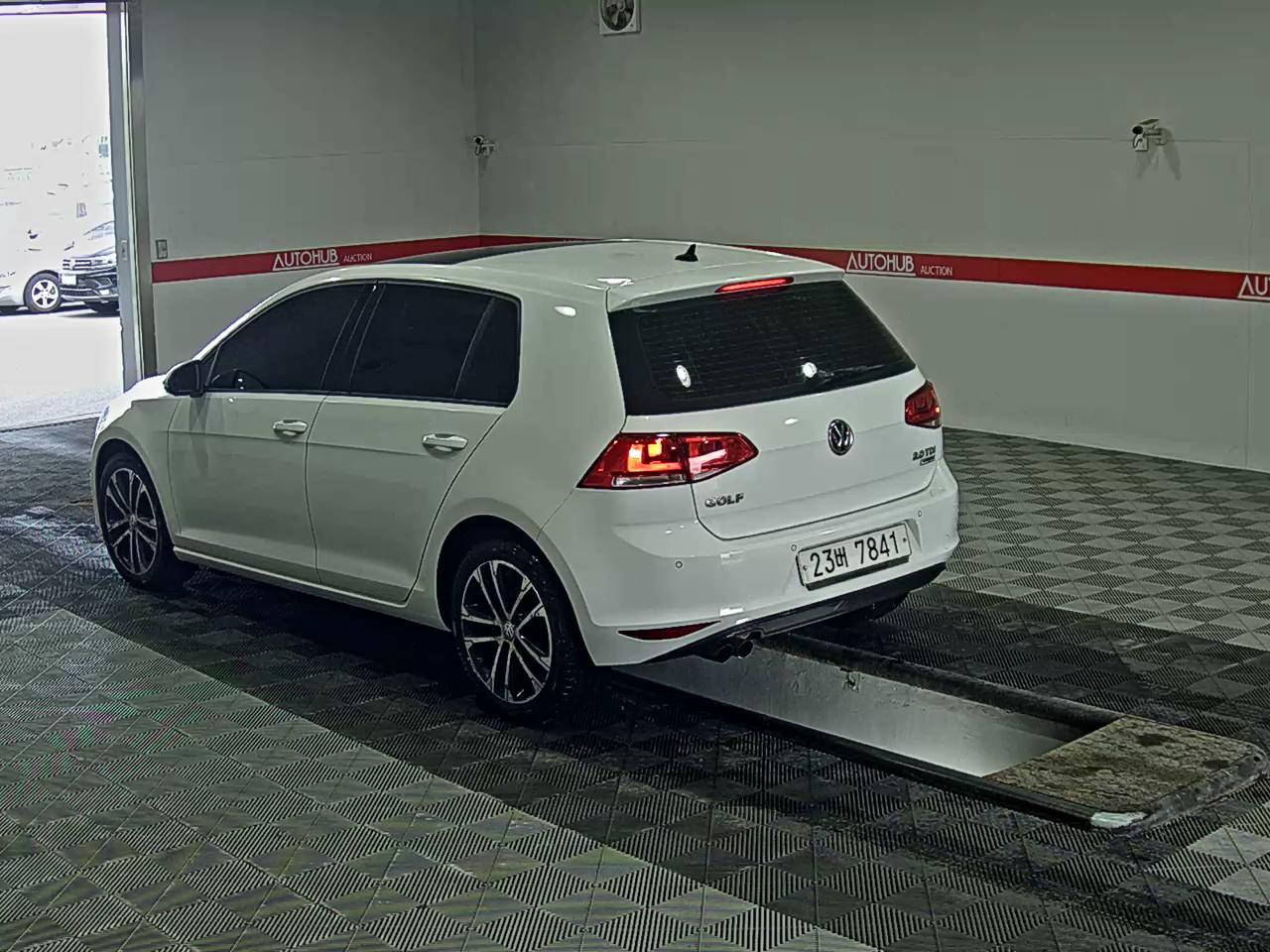 Volkswagen Golf 2015 - Image 5
