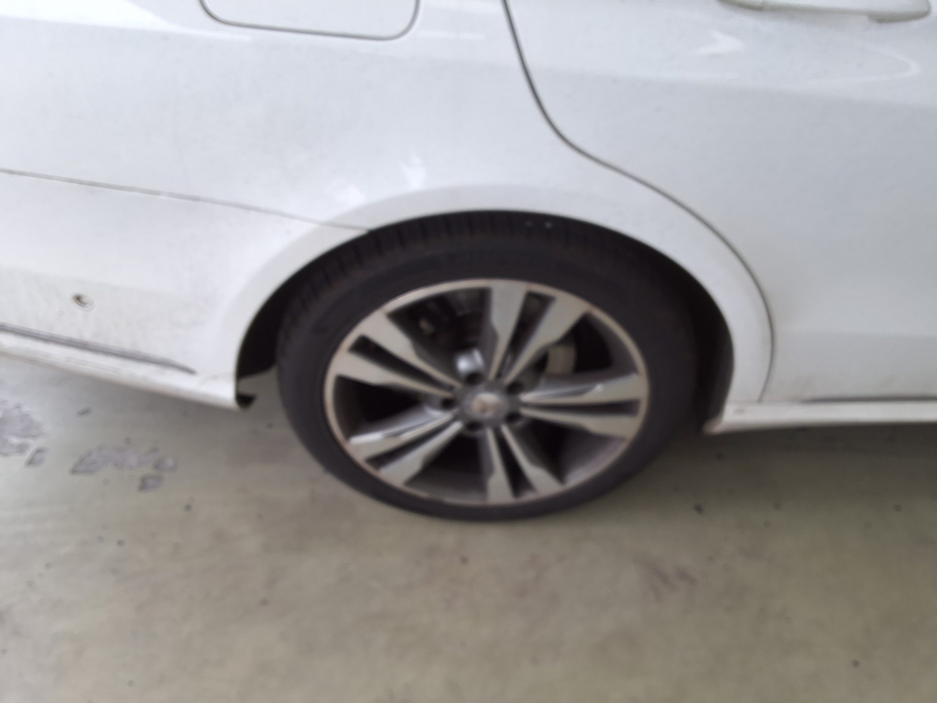 Mercedes-Benz E-Class 2016 - Image 20