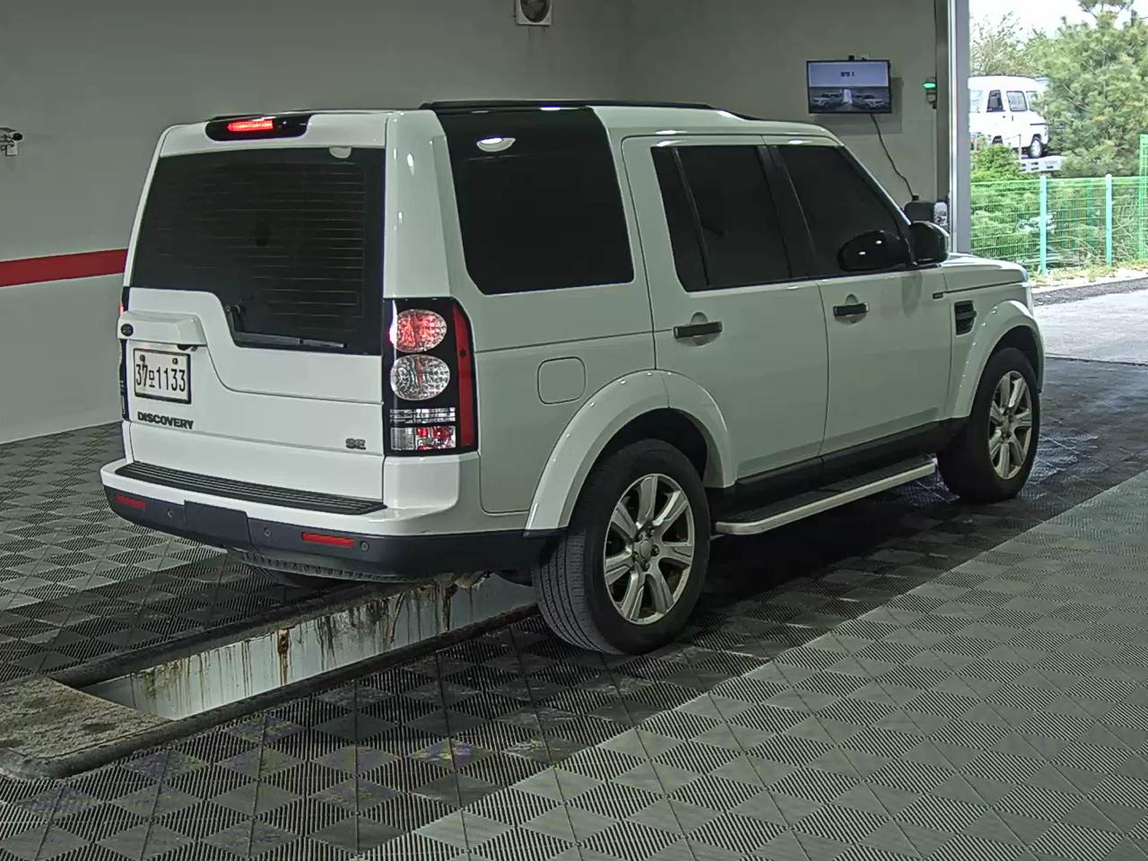 Land Rover Discovery 2015 - Image 4