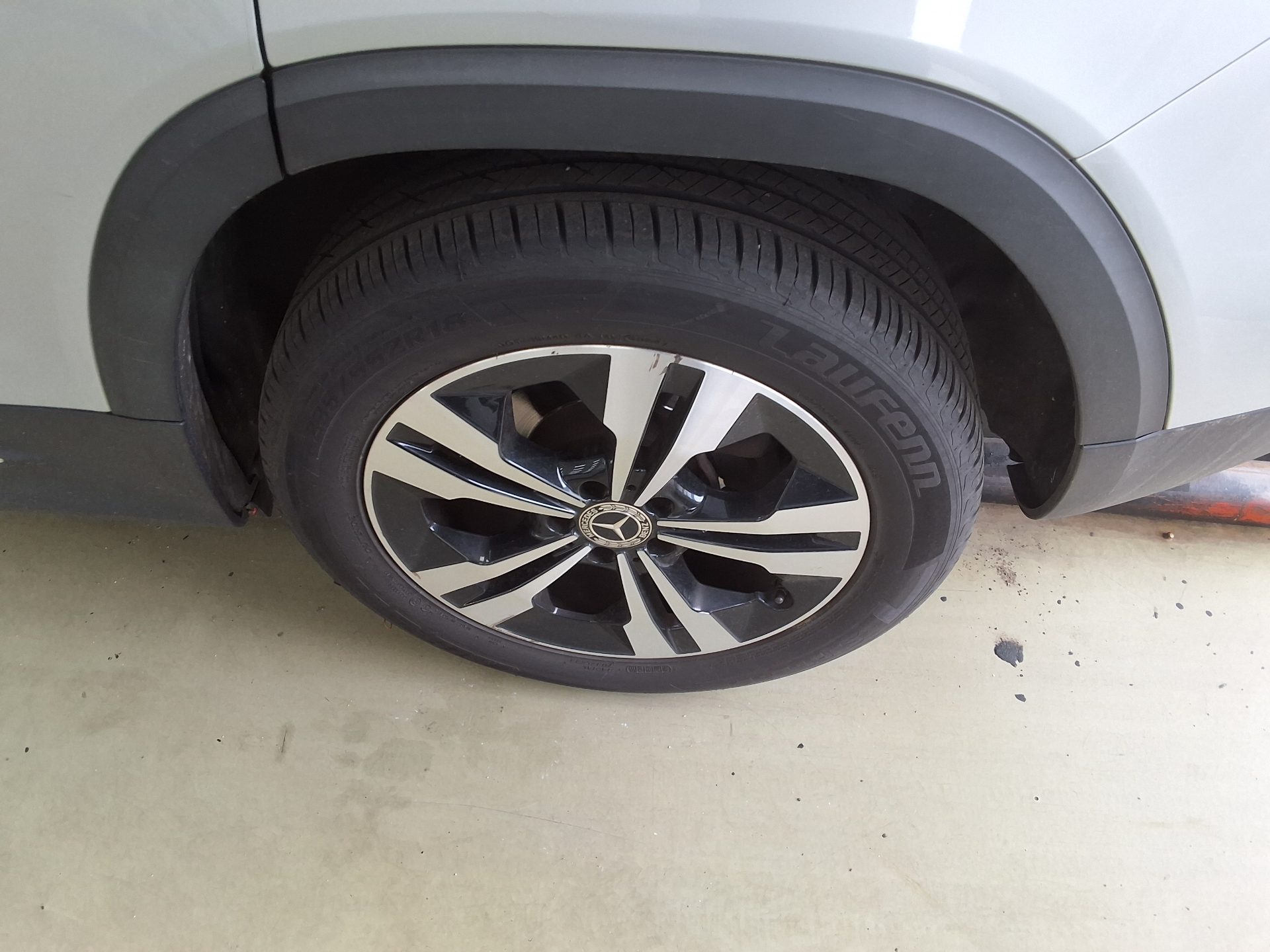 Mercedes-Benz GLB-Class 2021 - Image 18