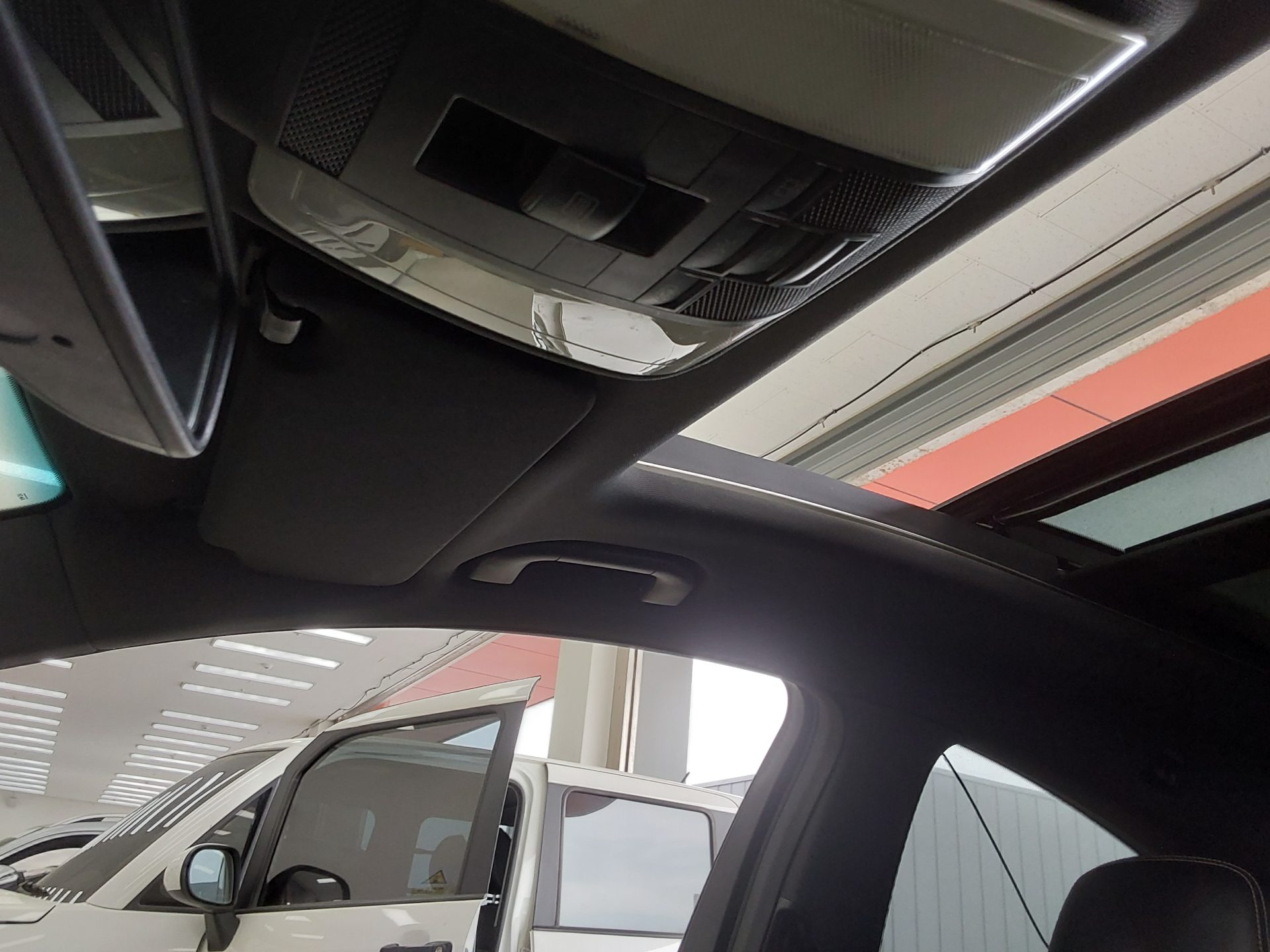 메르세데스-벤츠 C-클래스 2013 - 이미지 15