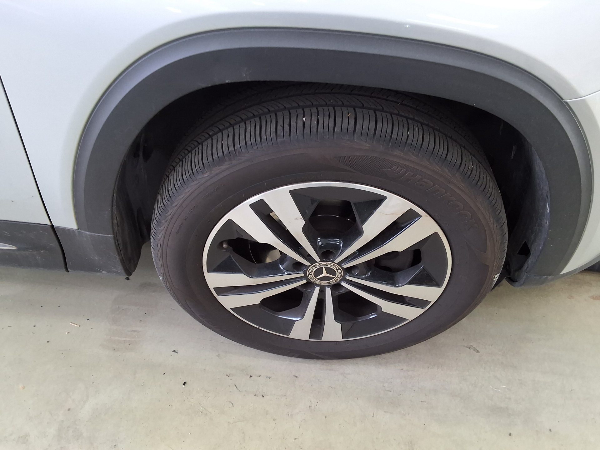 Mercedes-Benz GLB-Class 2021 - Image 19