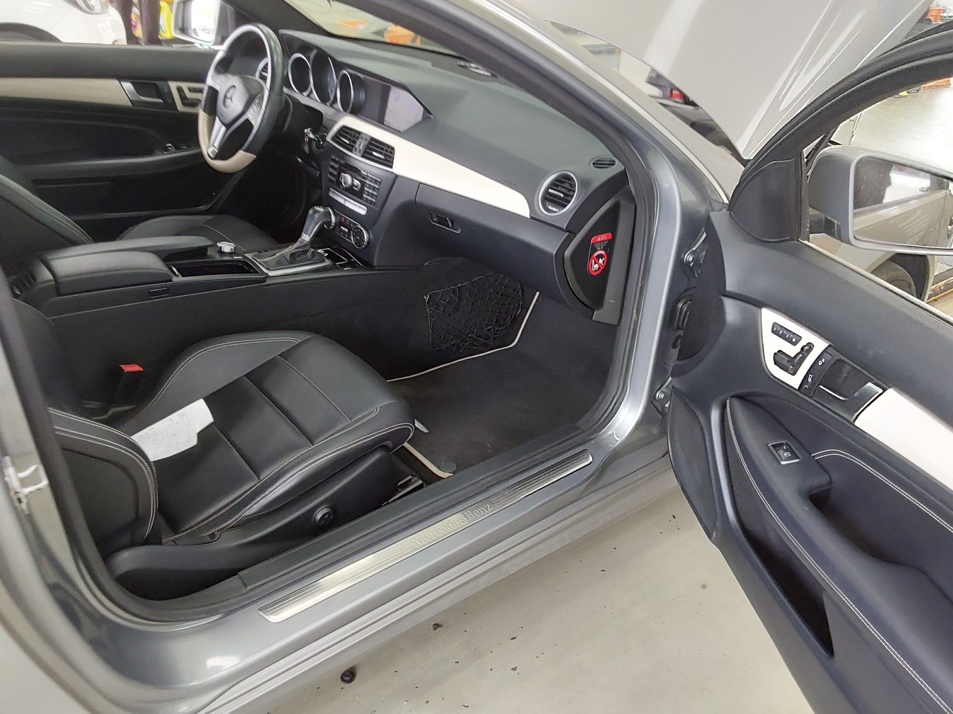 메르세데스-벤츠 C-클래스 2013 - 이미지 11