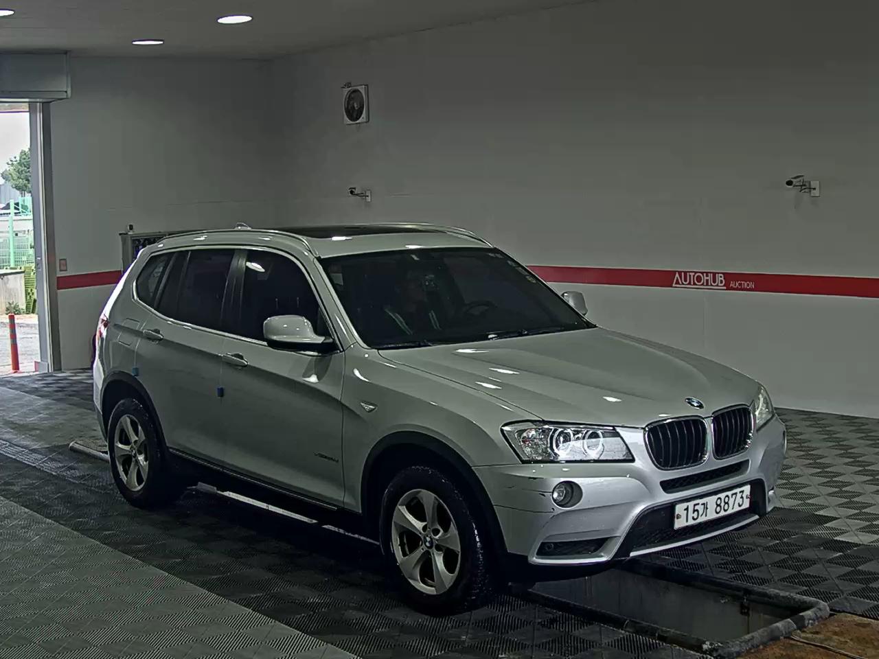BMW X3 2011 - Image 2
