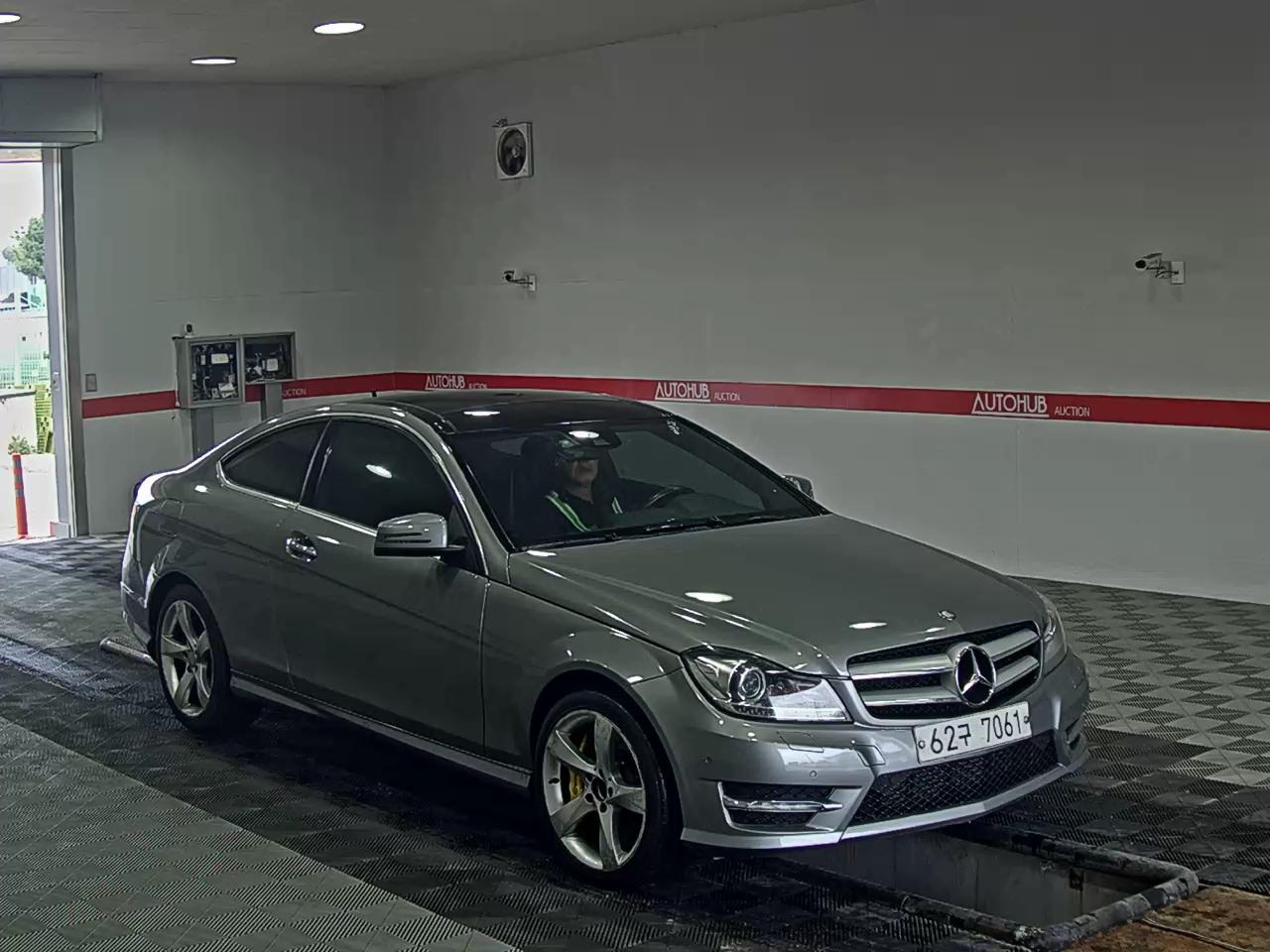 메르세데스-벤츠 C-클래스 2013 - 이미지 2