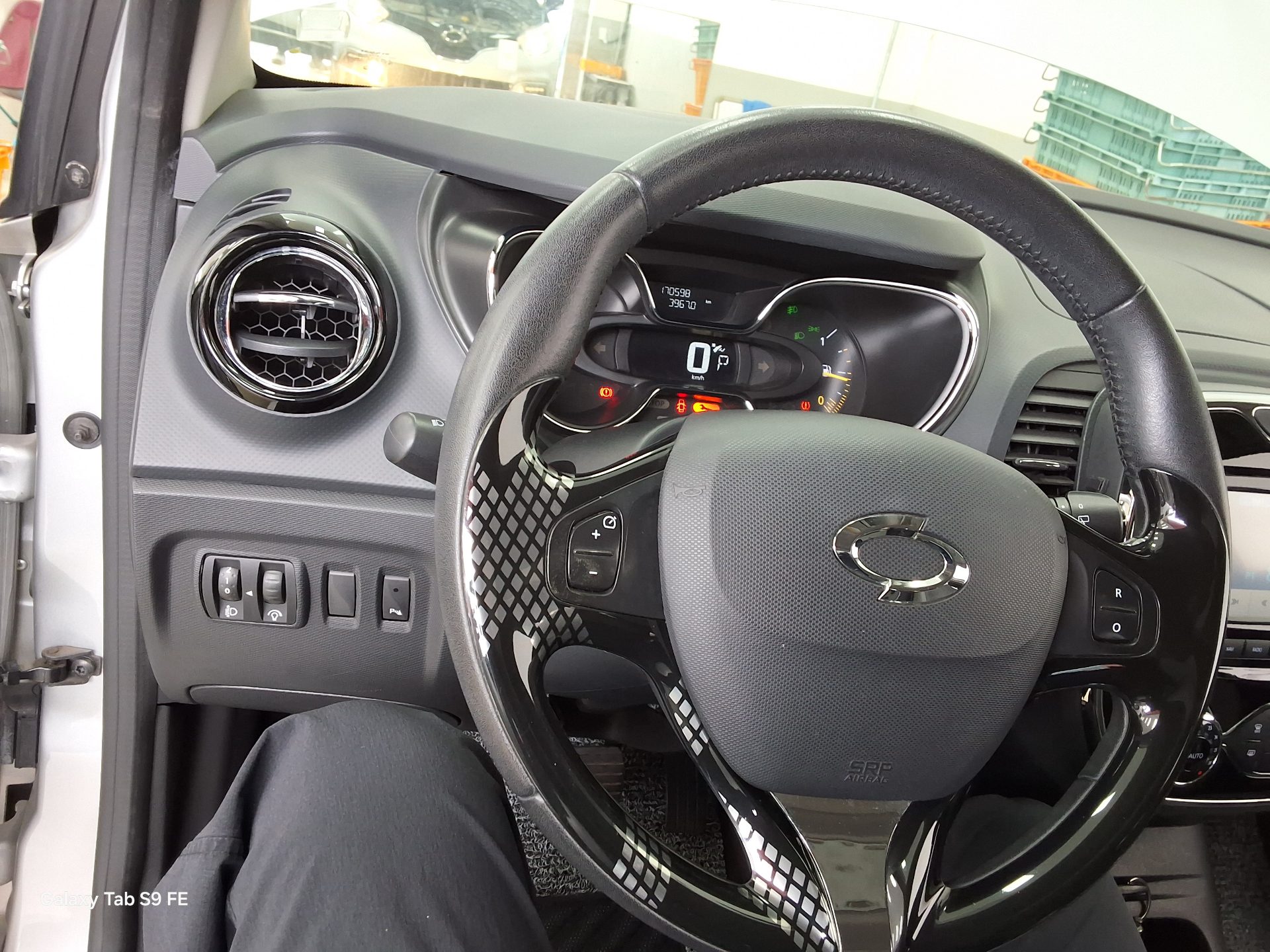 Renault Samsung QM3 2014 - Image 16