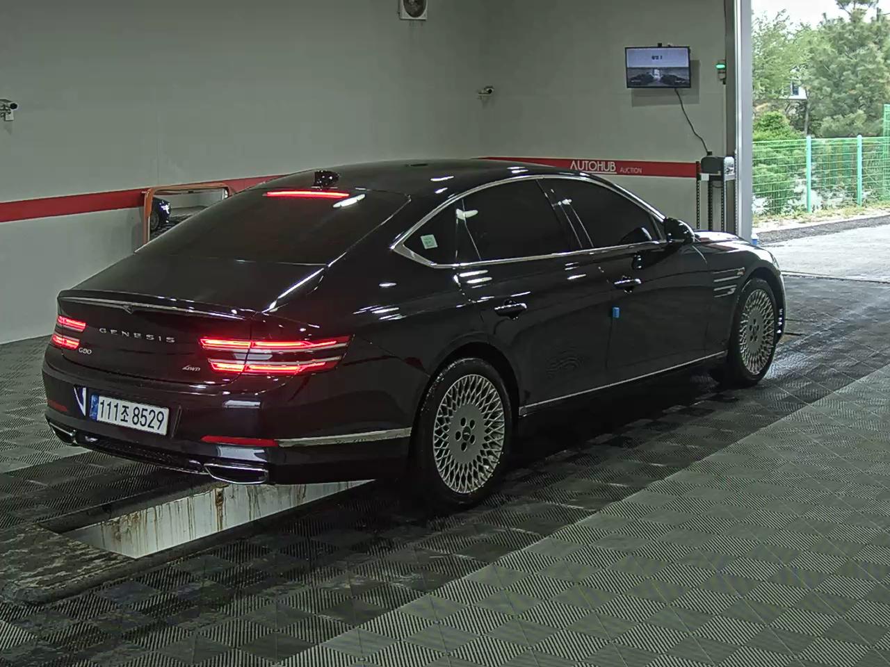 Hyundai Genesis 2022 - Image 4