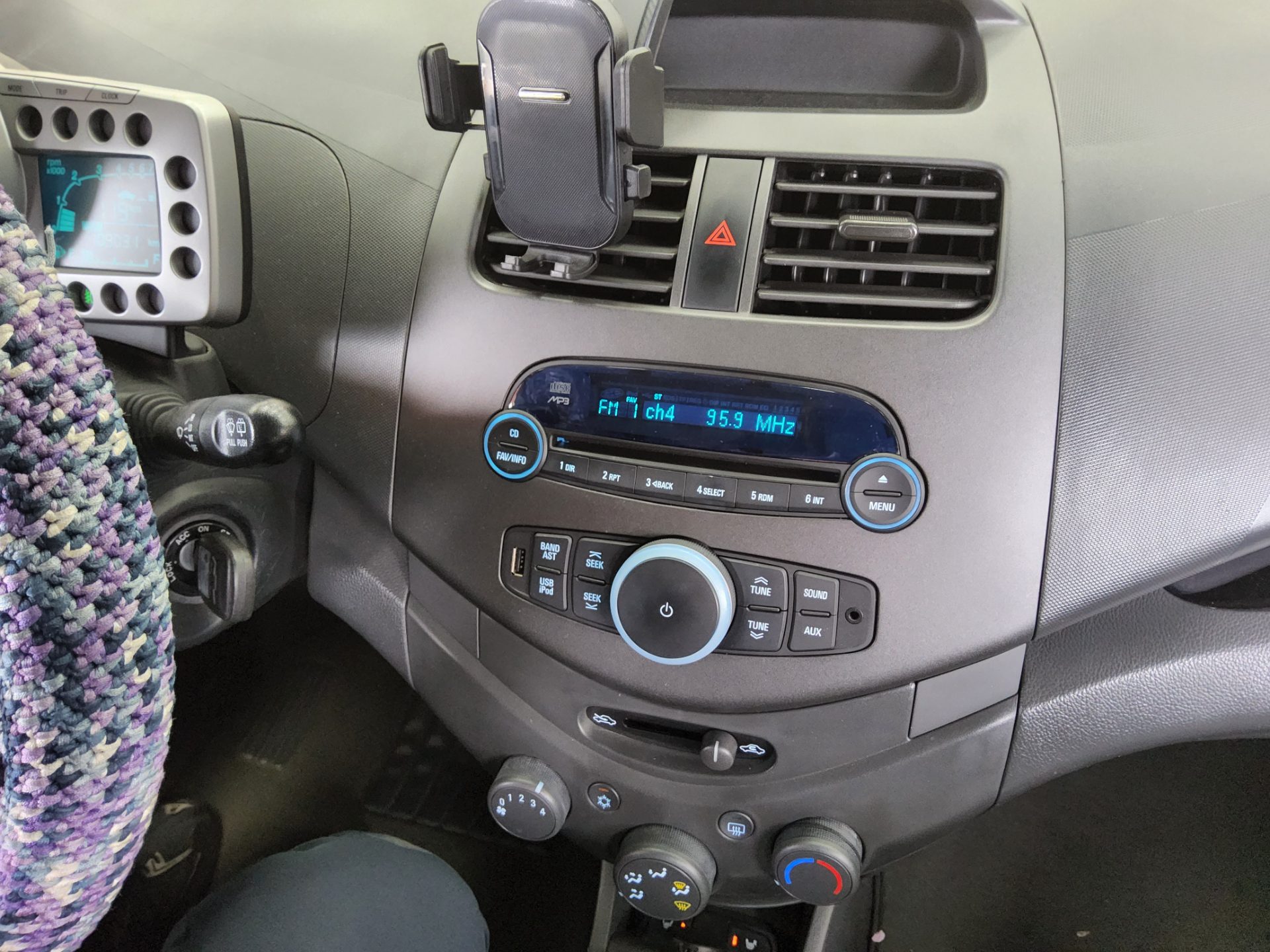 Chevrolet Spark 2012 - Image 16