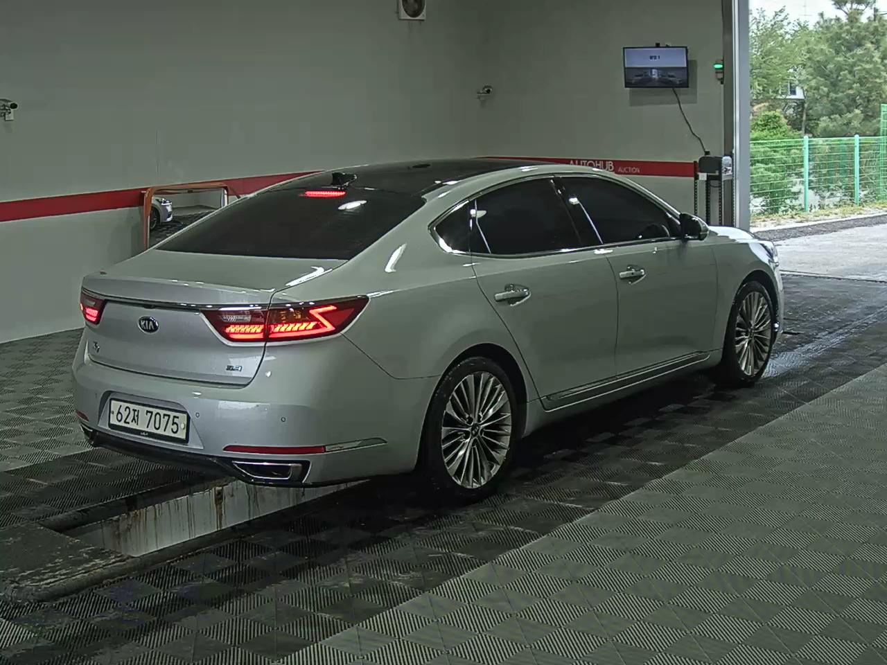 كيا أخرى 2017 - صورة 4