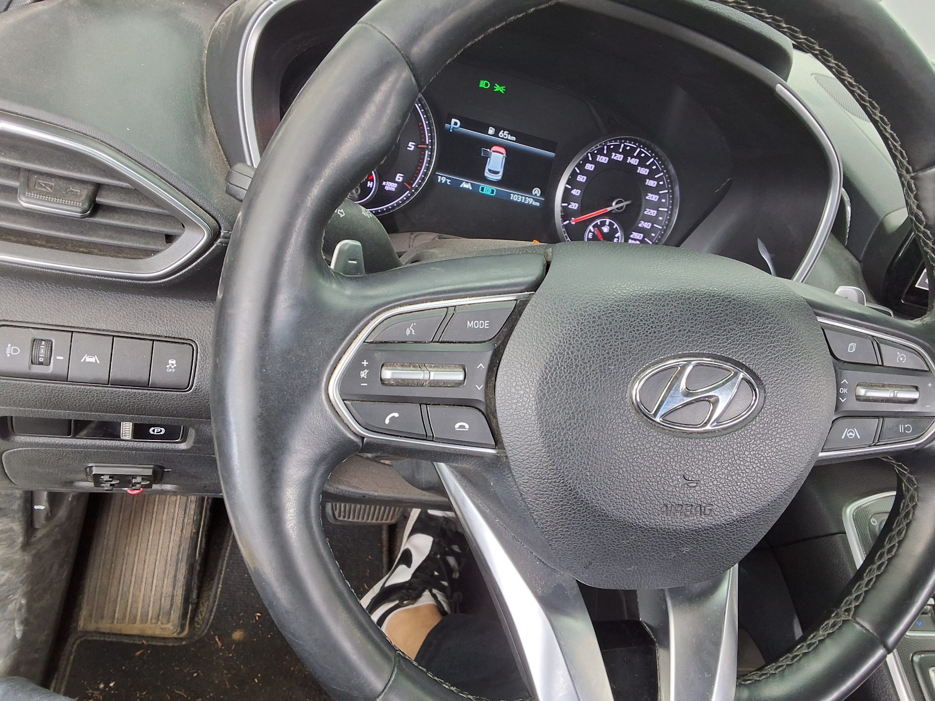 Hyundai Santa Fe 2021 - Image 21
