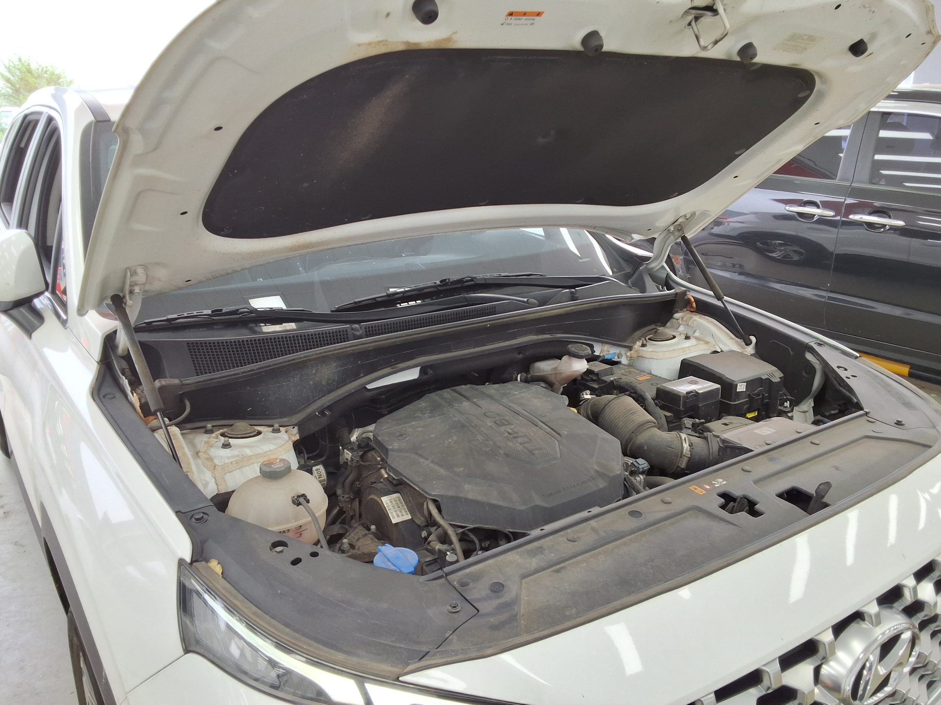 Hyundai Santa Fe 2021 - Image 16
