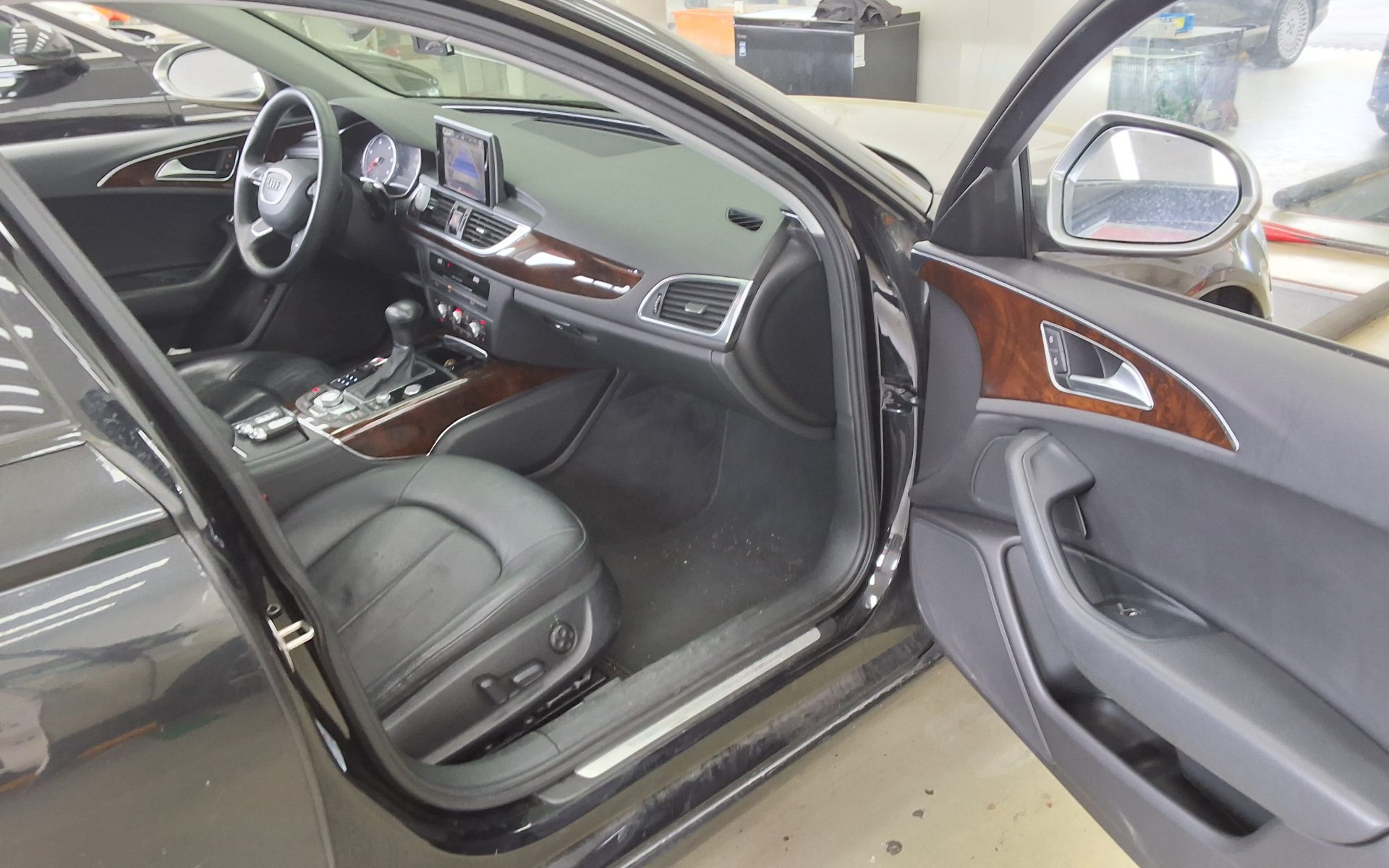 Audi A6 - 13