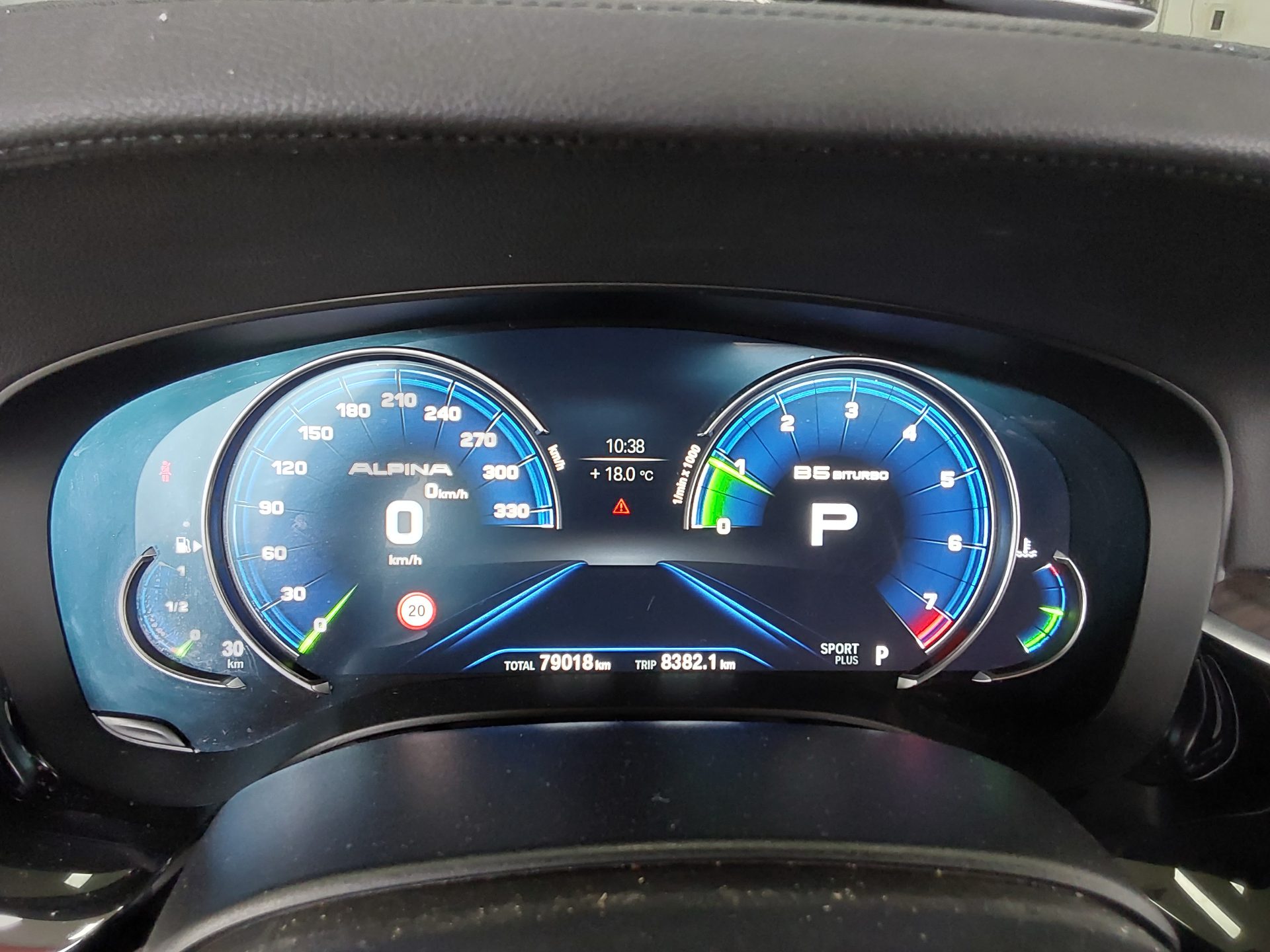 BMW 5 Series 2018 - Image 8