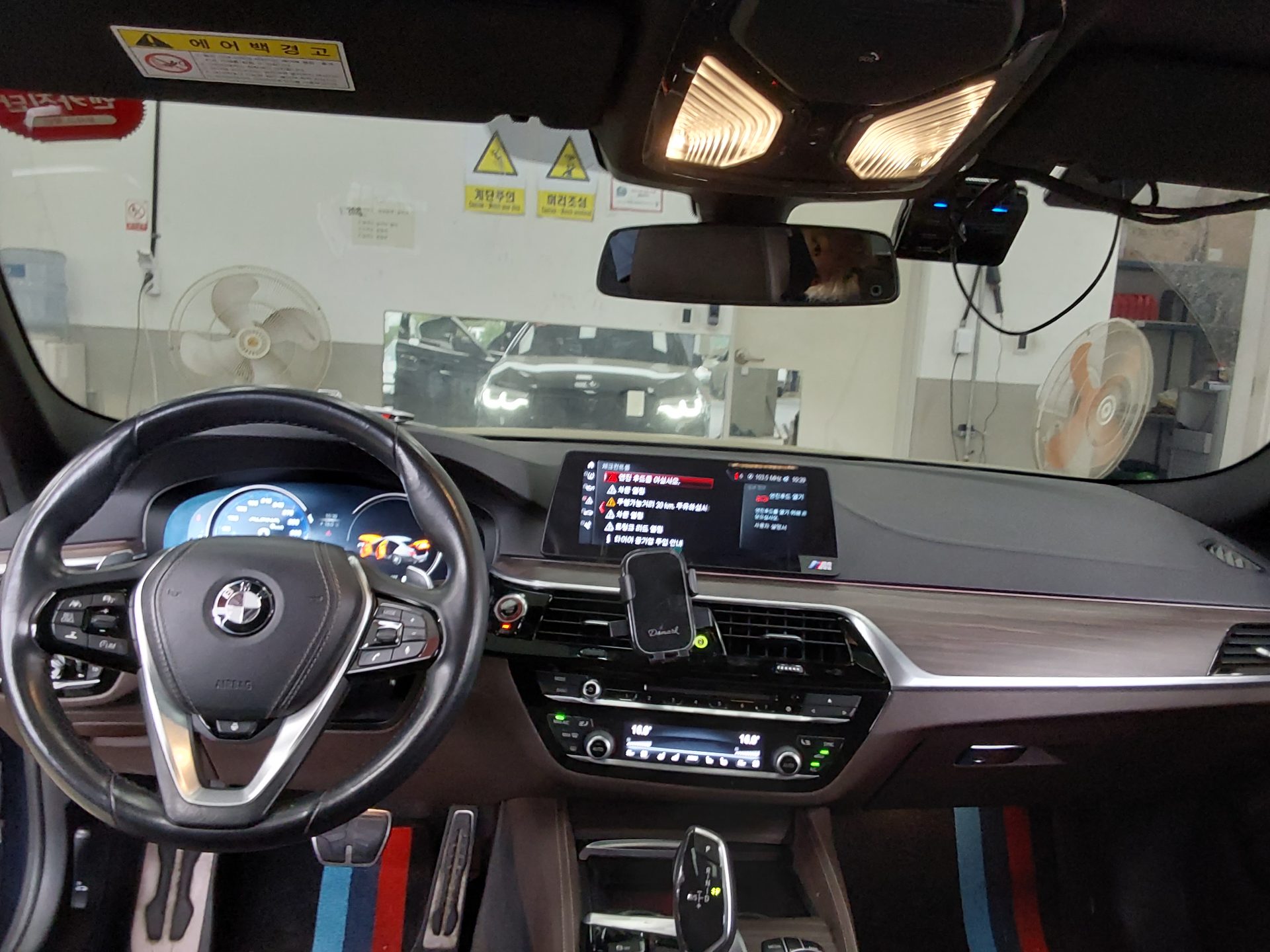 BMW 5 Series 2018 - Image 10