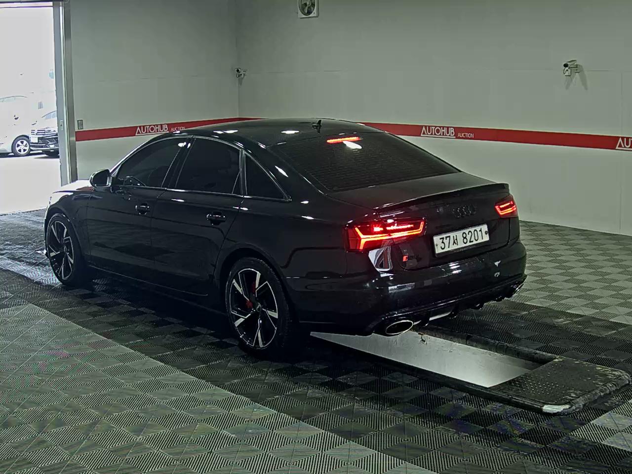 Audi A6 - 5