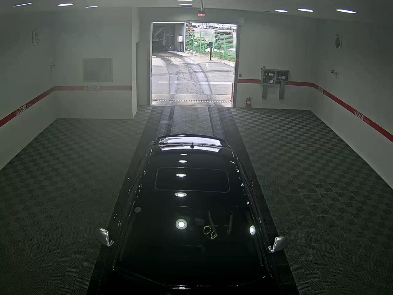 Audi A6 - 6