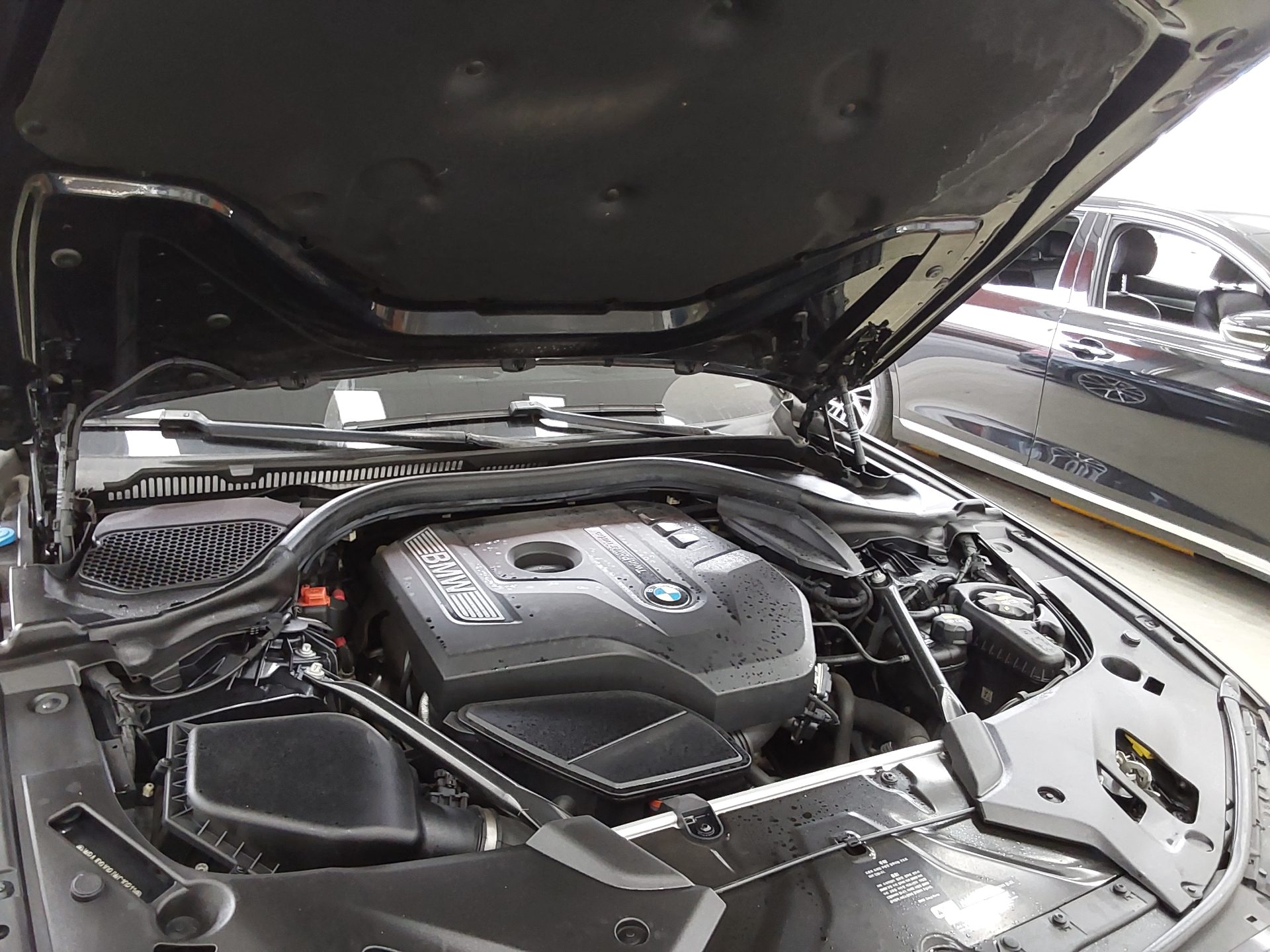 BMW 5 Series 2018 - Image 19