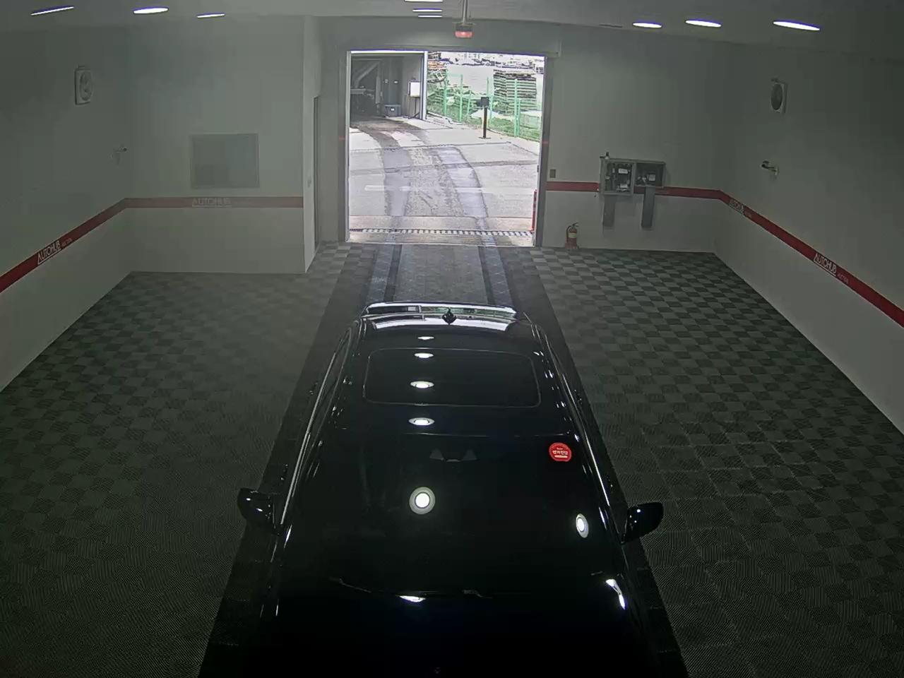 BMW 5 Series 2018 - Image 6