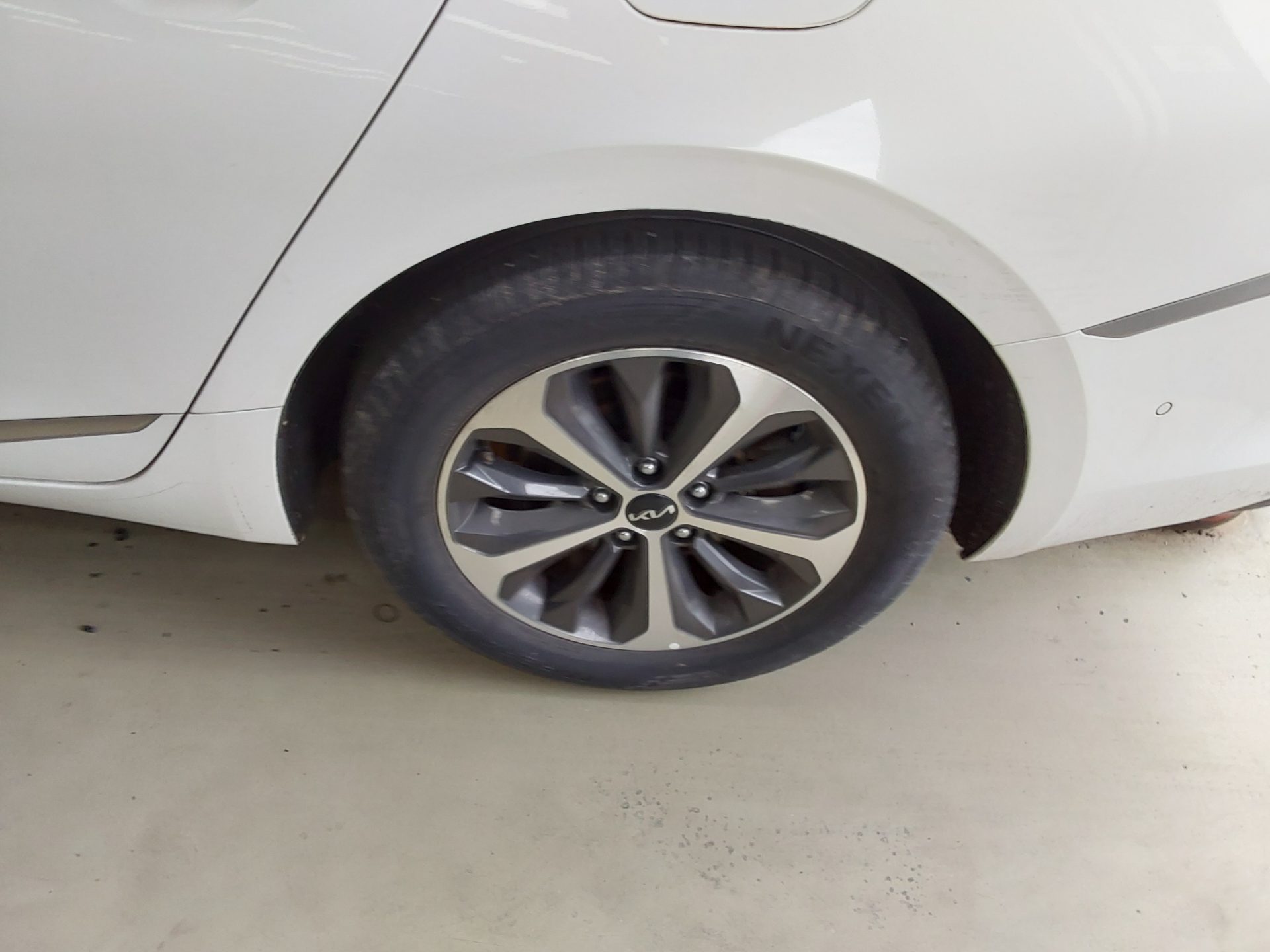 Kia K8 2023 - Image 20