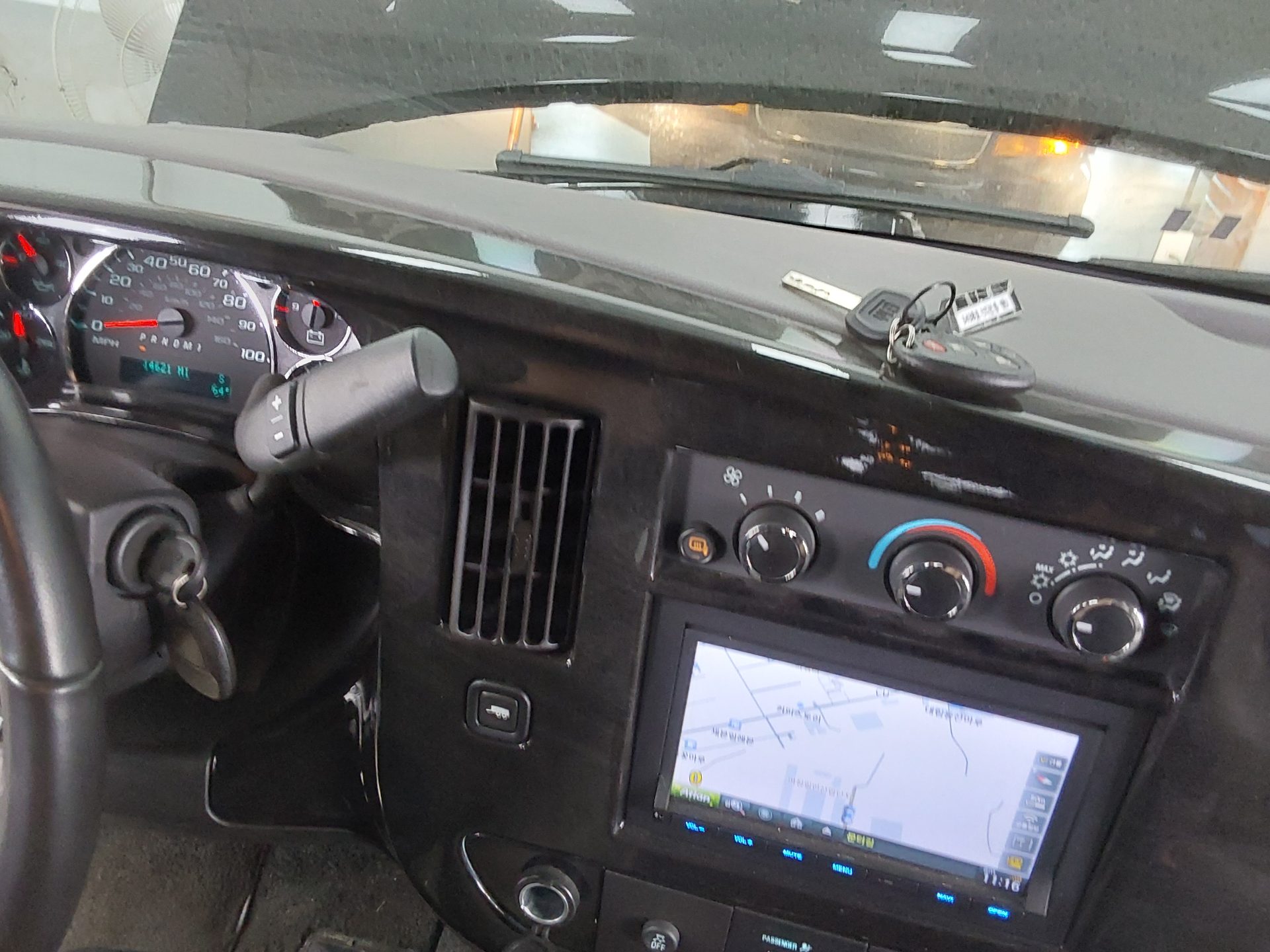 Chevrolet Other 2019 - Image 16