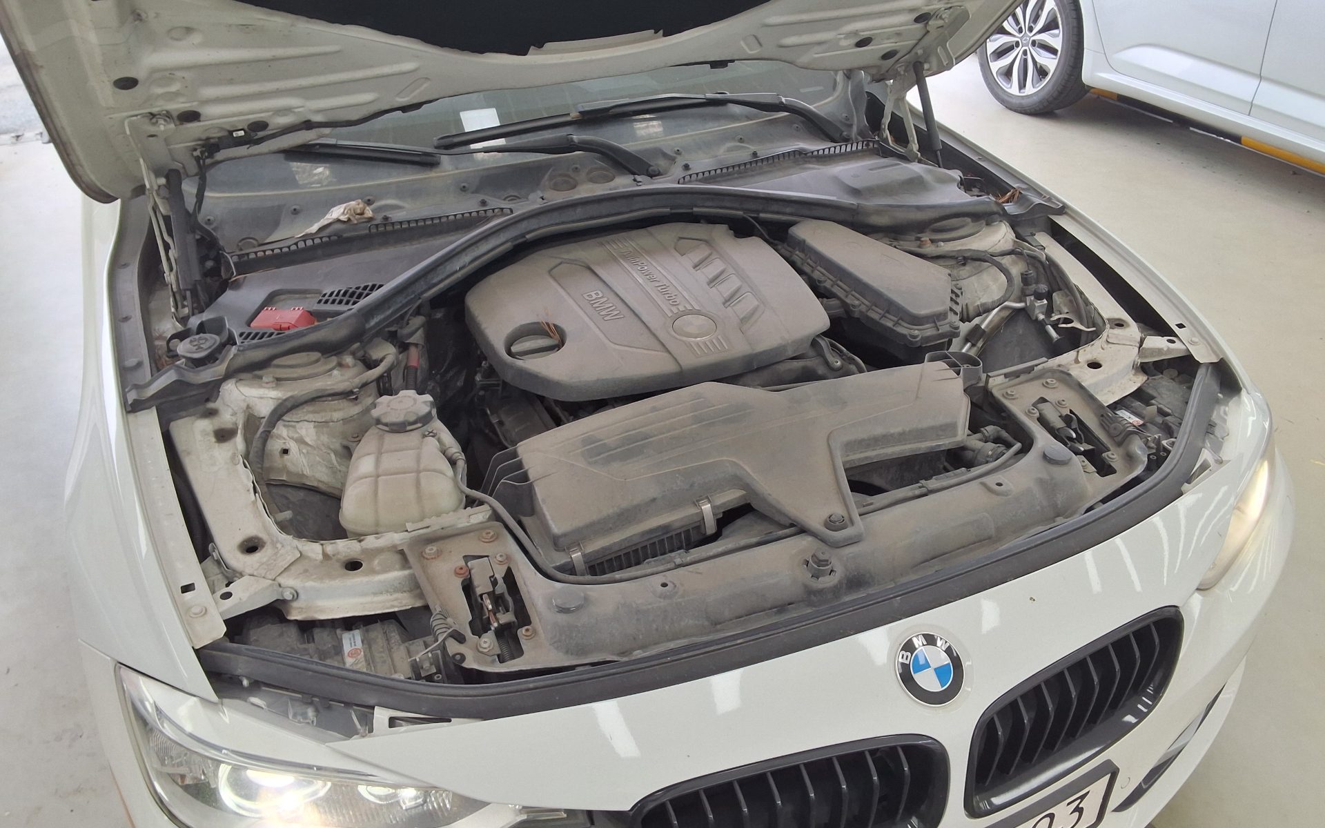 BMW 3 Series - 21