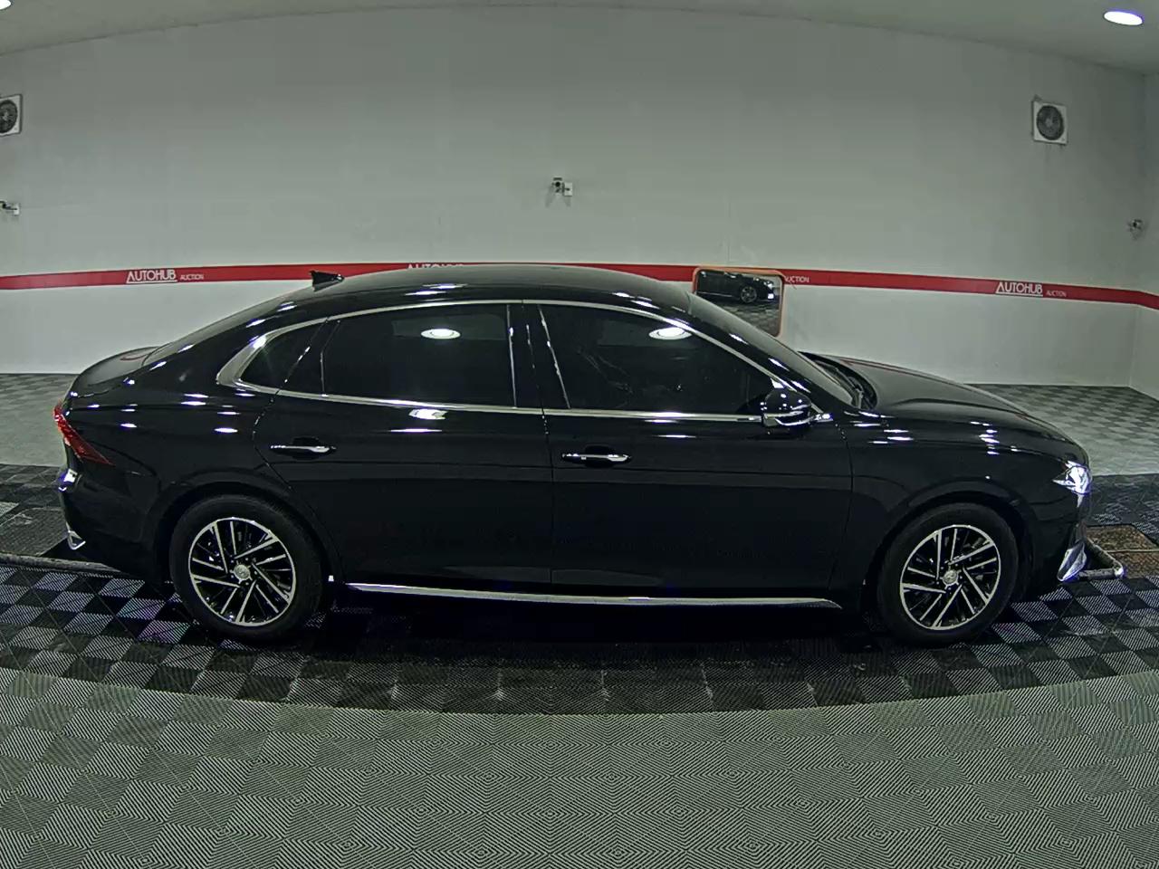 Hyundai Grandeur 2021 - Image 3