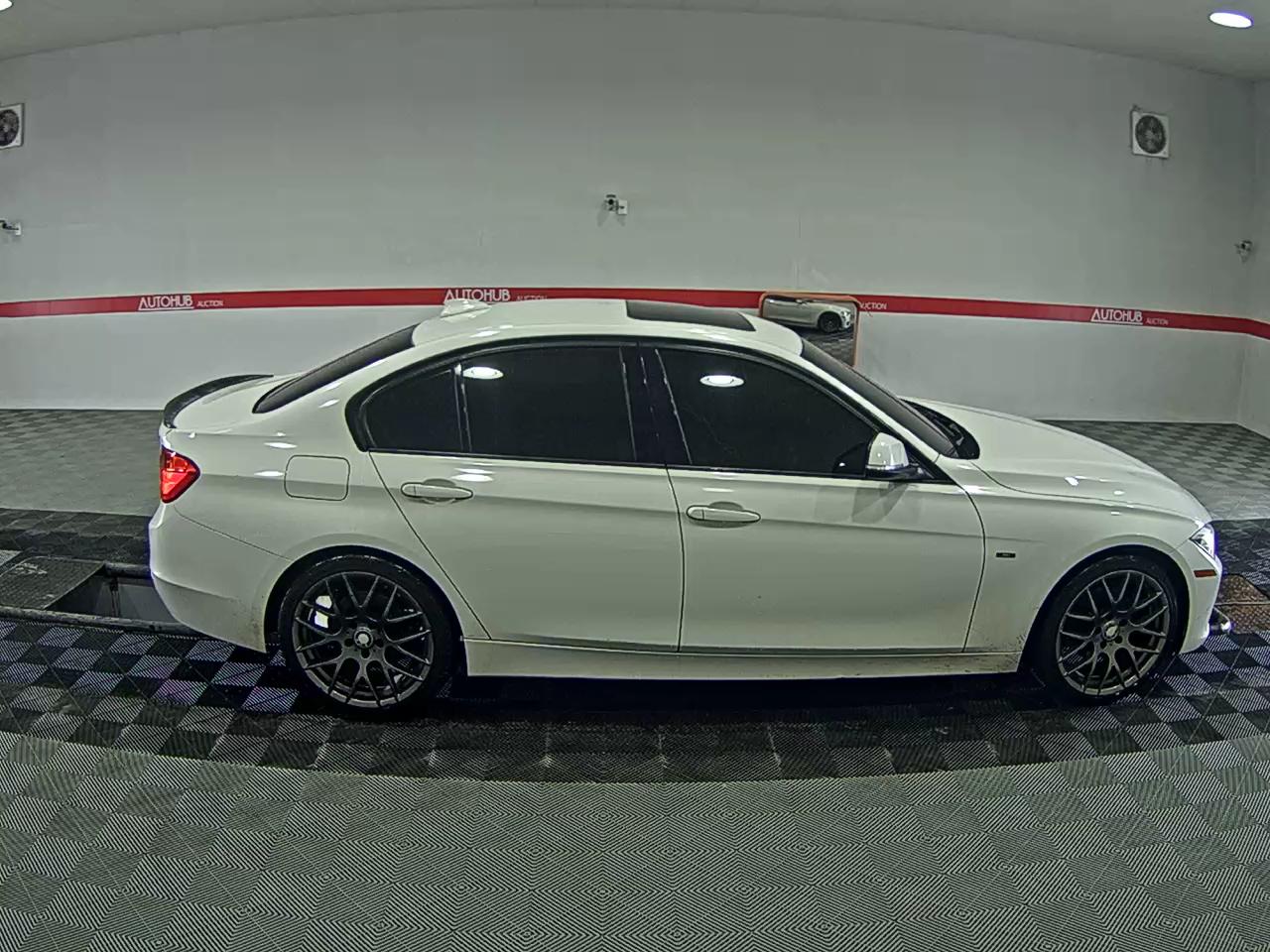 BMW 3 Series - 3