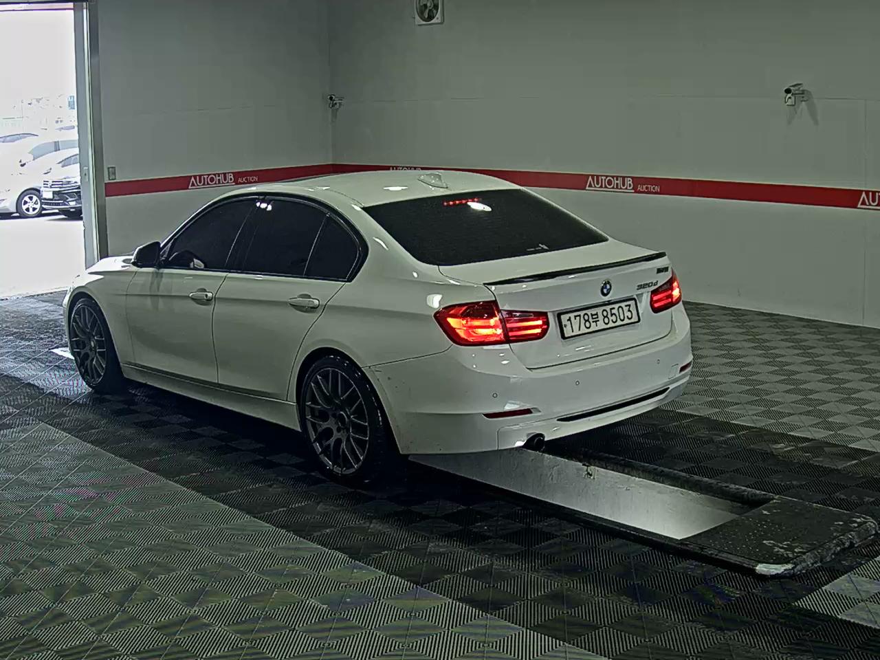 BMW 3 Series - 5