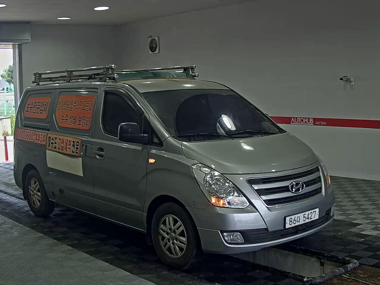 Hyundai Grand Starex 2018 - Image 2