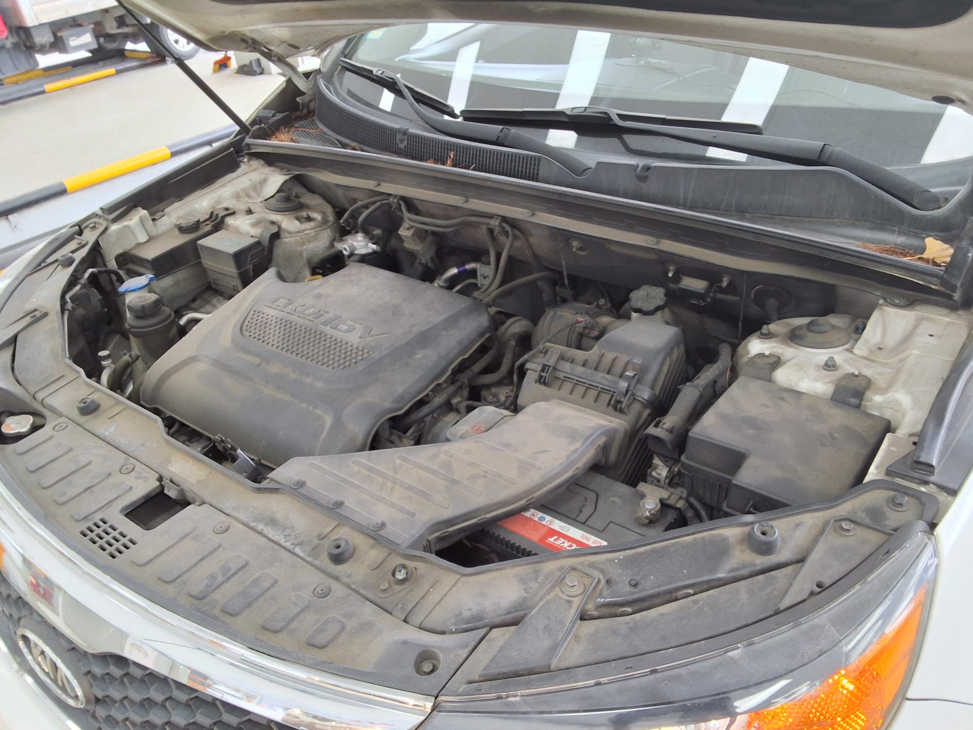 Kia Sorento 2011 - Image 16