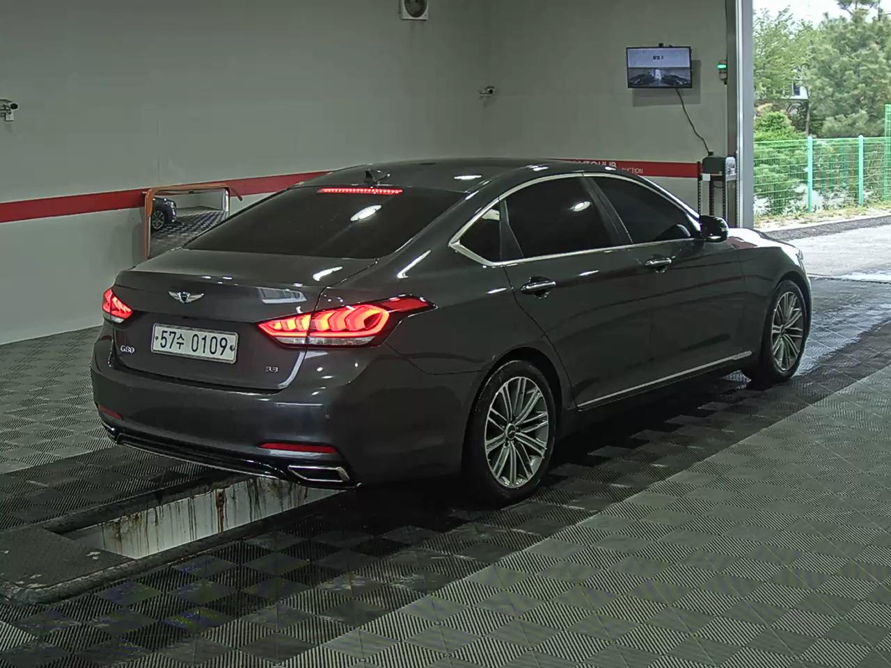 جينيسيس G80 - 4