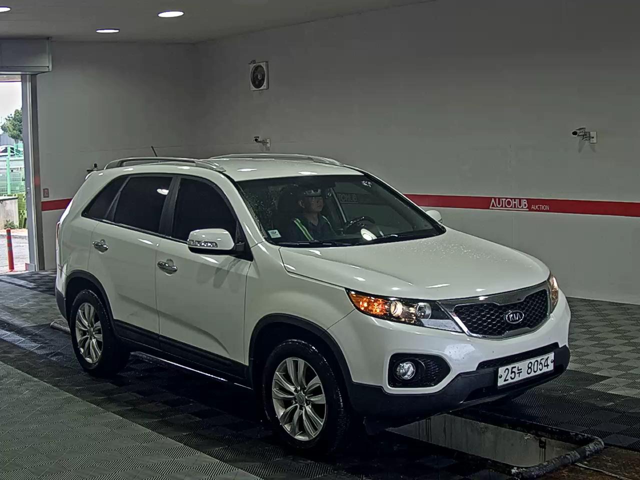 Kia Sorento 2011 - Image 2