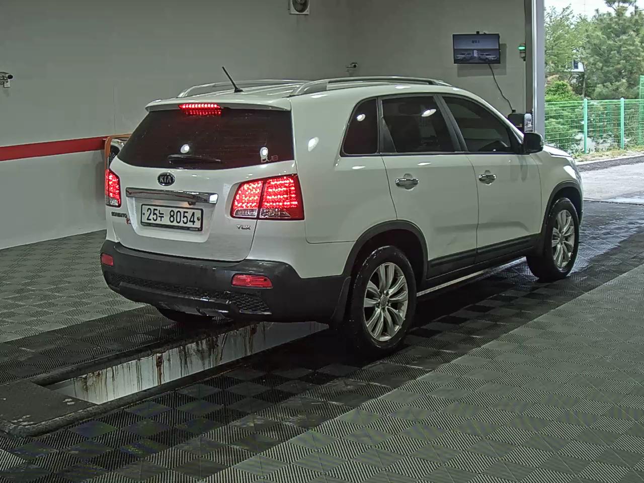 Kia Sorento 2011 - Image 4
