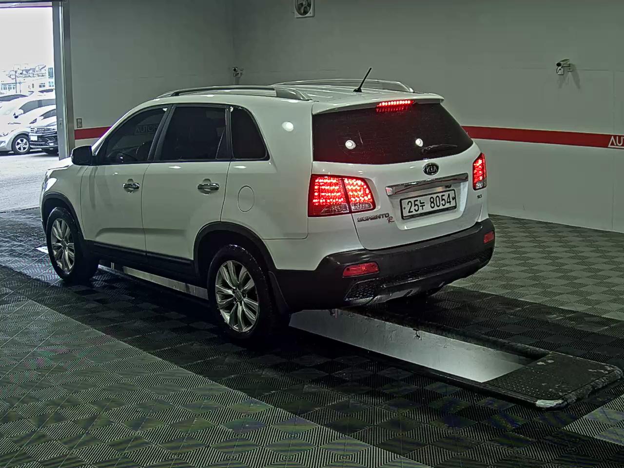Kia Sorento 2011 - Image 5