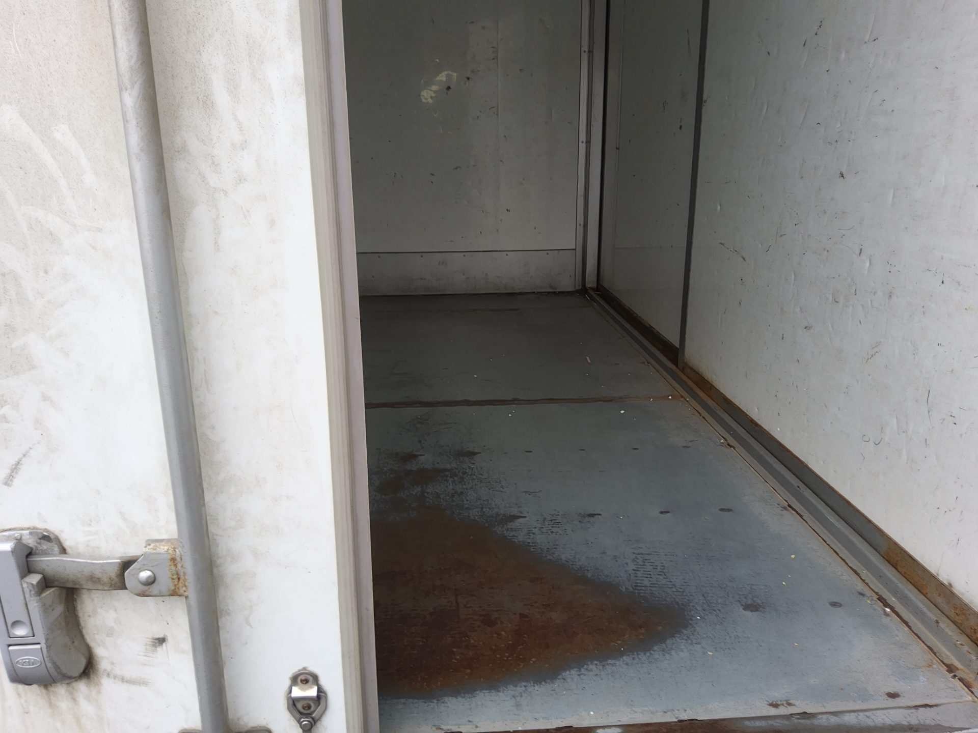 Chrysler Cargo 2020 - Image 11