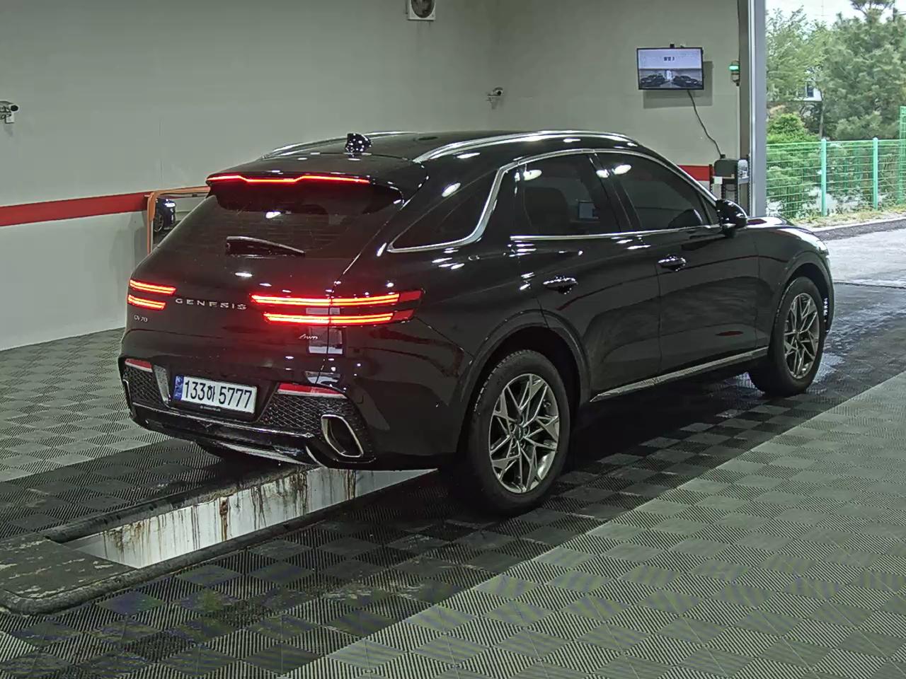 جينيسيس GV70 2021 - صورة 4
