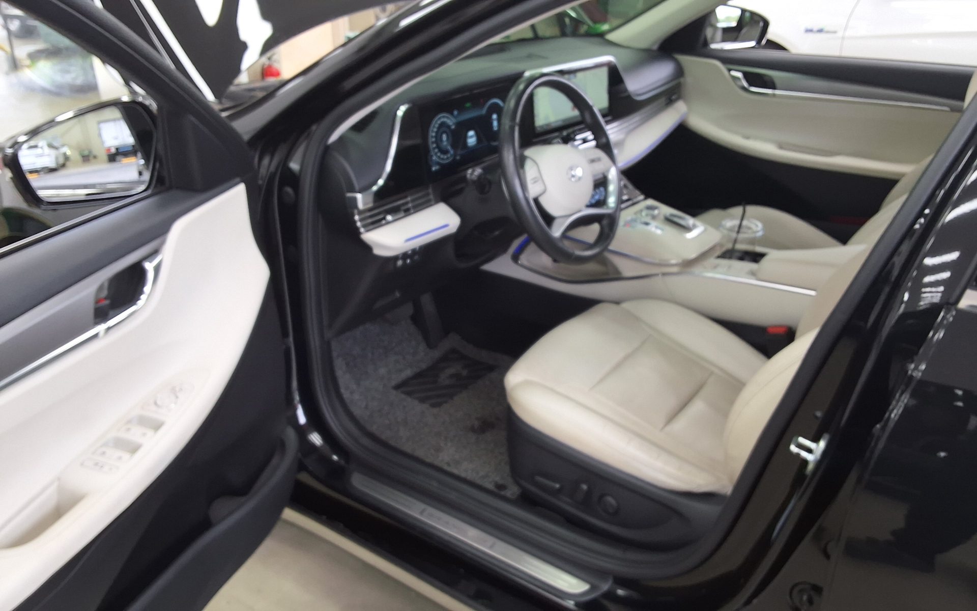 Hyundai Grandeur 2022 - Image 9