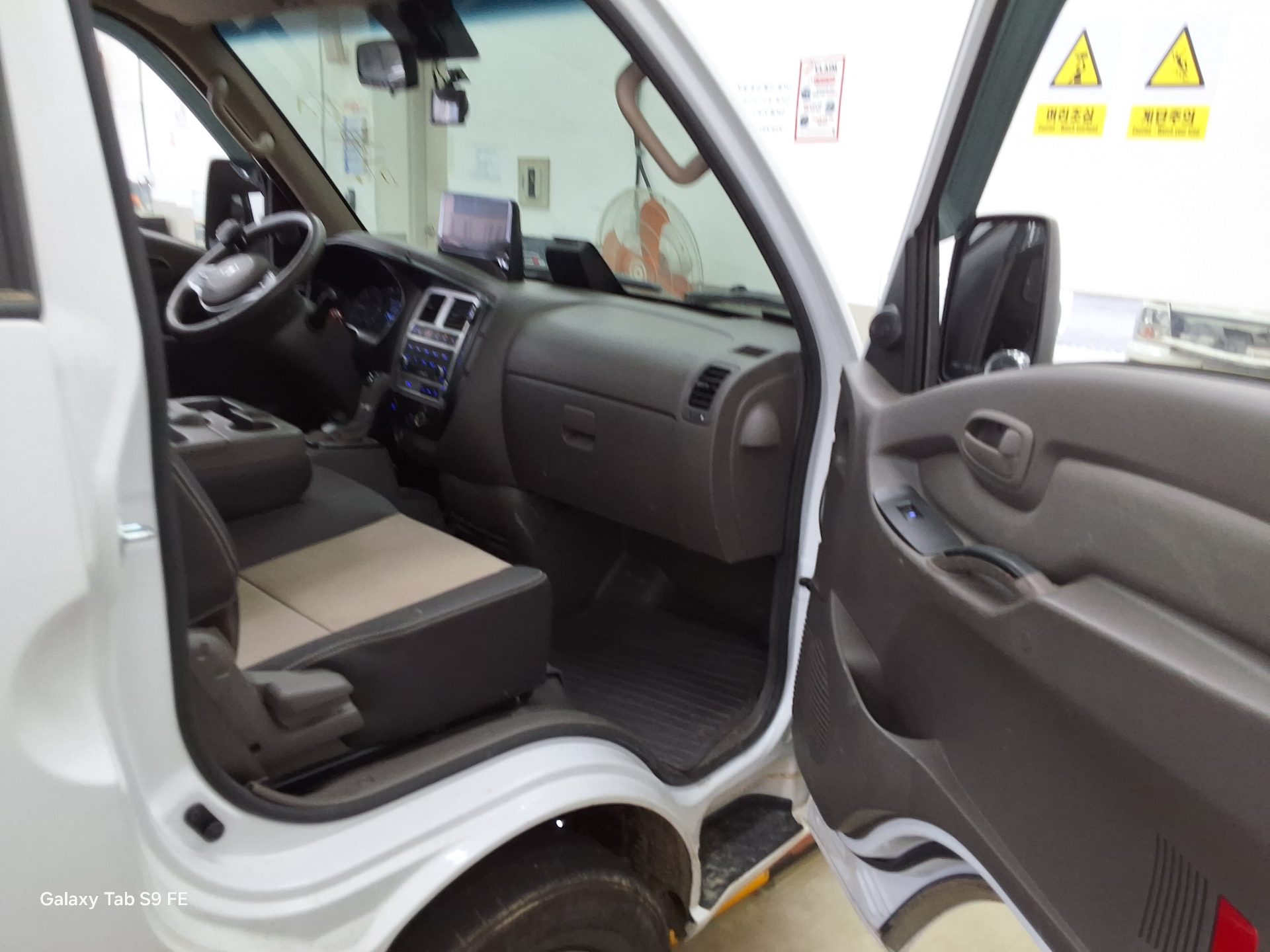 هيونداي بورتر 2025 - صورة 10