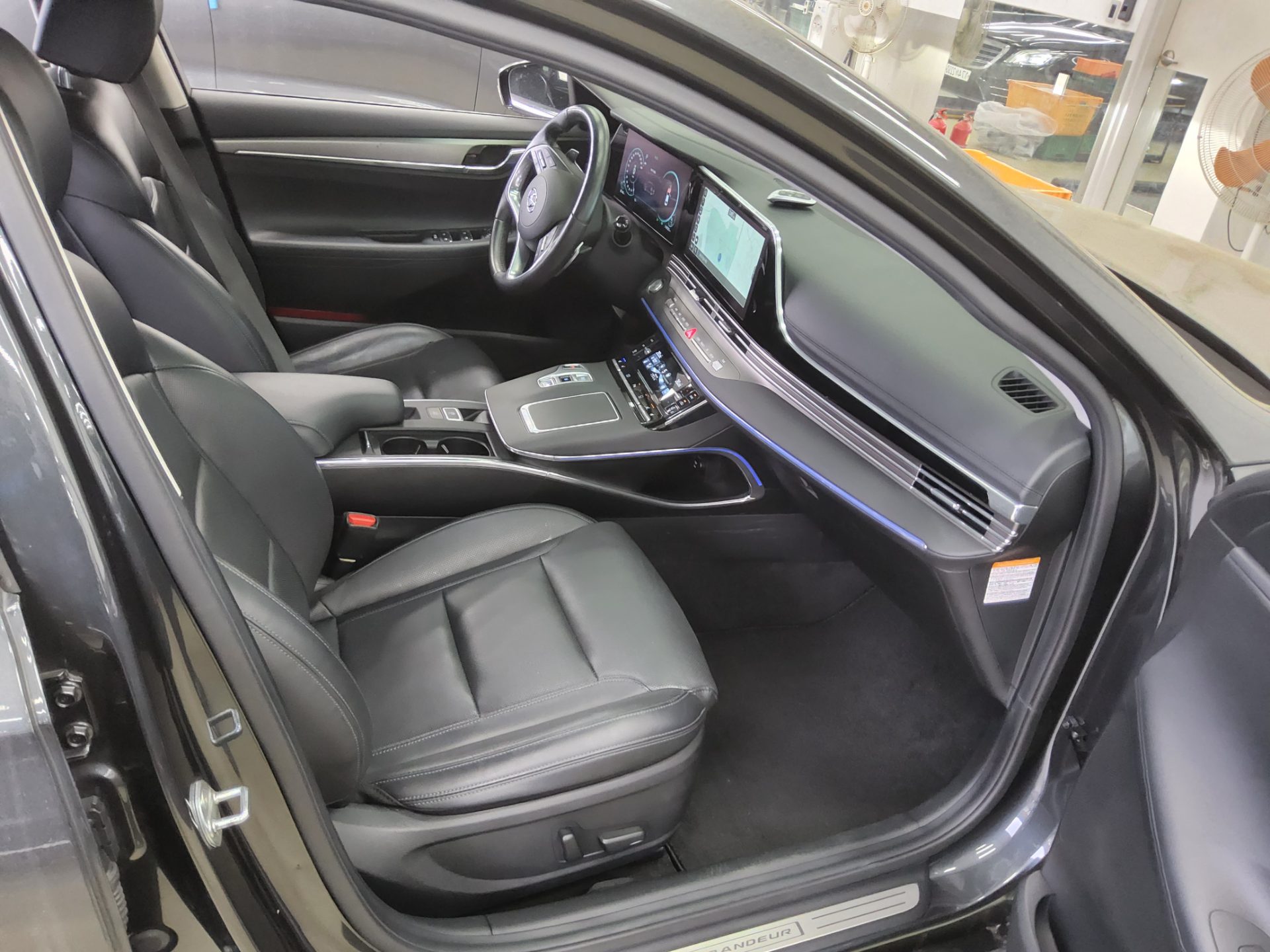 Hyundai Grandeur 2022 - Image 13