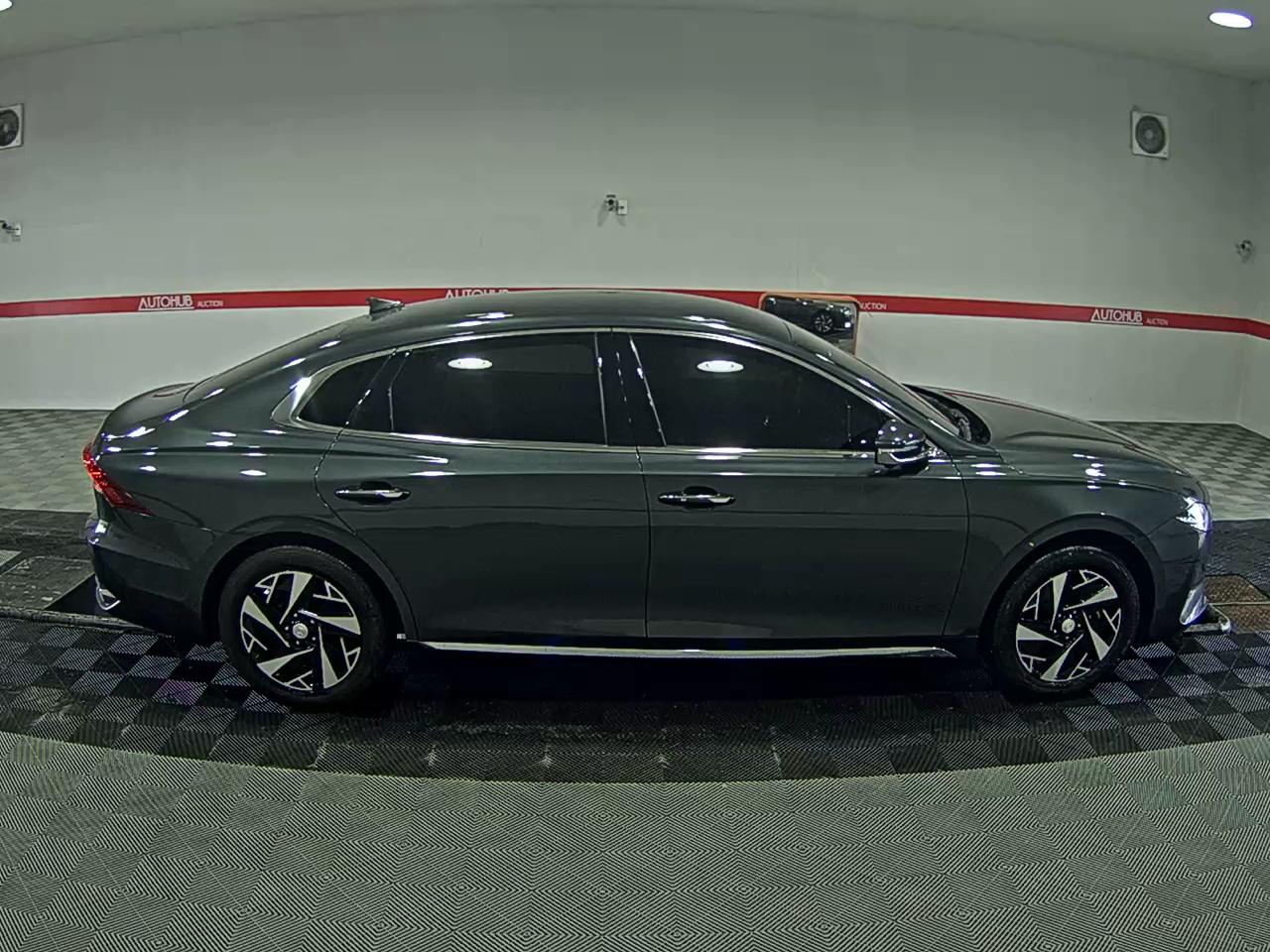Hyundai Grandeur 2022 - Image 3