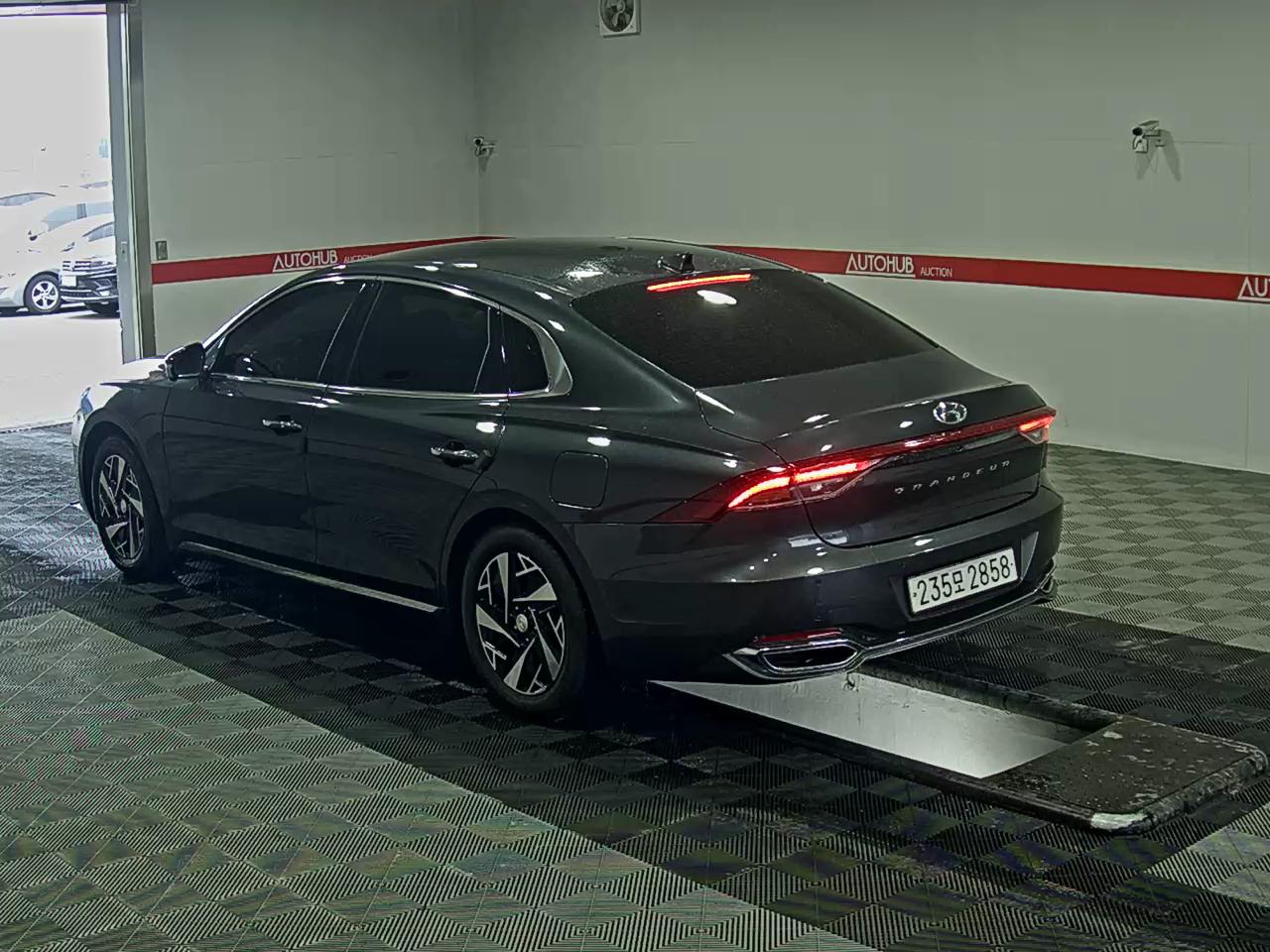 Hyundai Grandeur 2022 - Image 5