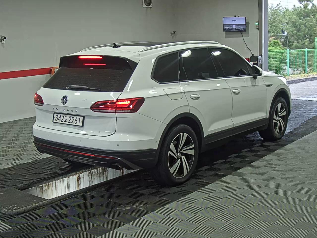 VOLKSWAGEN 투아렉 - 4