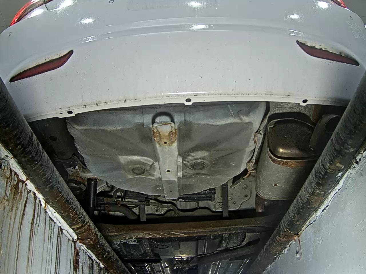 Hyundai Elantra 2011 - Image 7