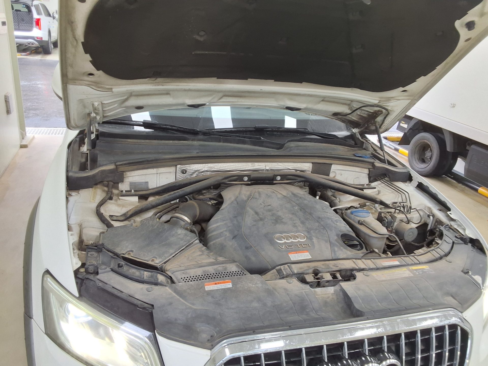 Audi Q5 2015 - Image 20