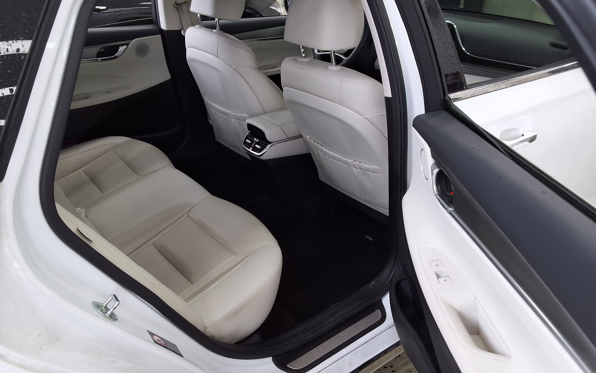 Hyundai Grandeur 2022 - Image 12