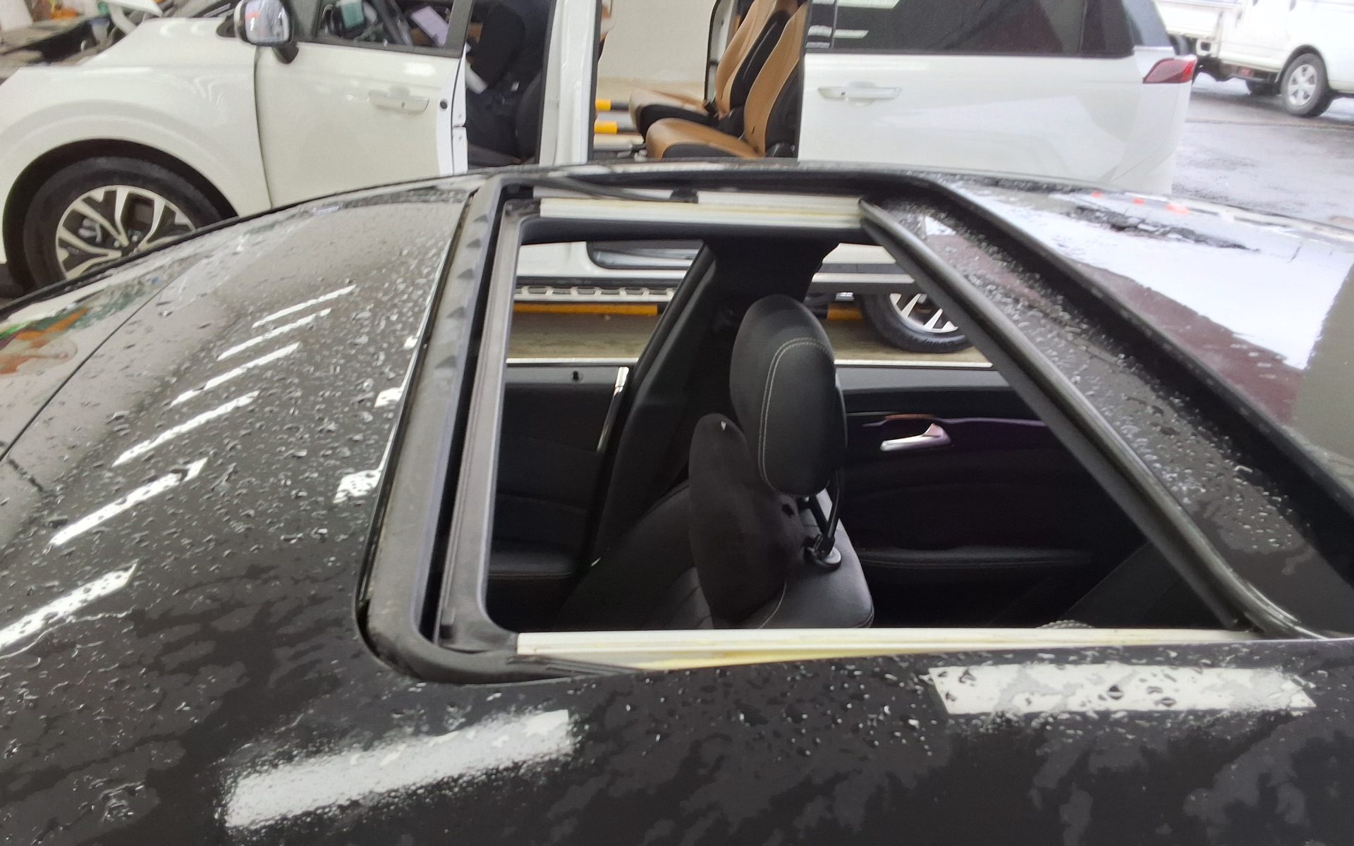 Mercedes-Benz CLS-Class 2016 - Image 19