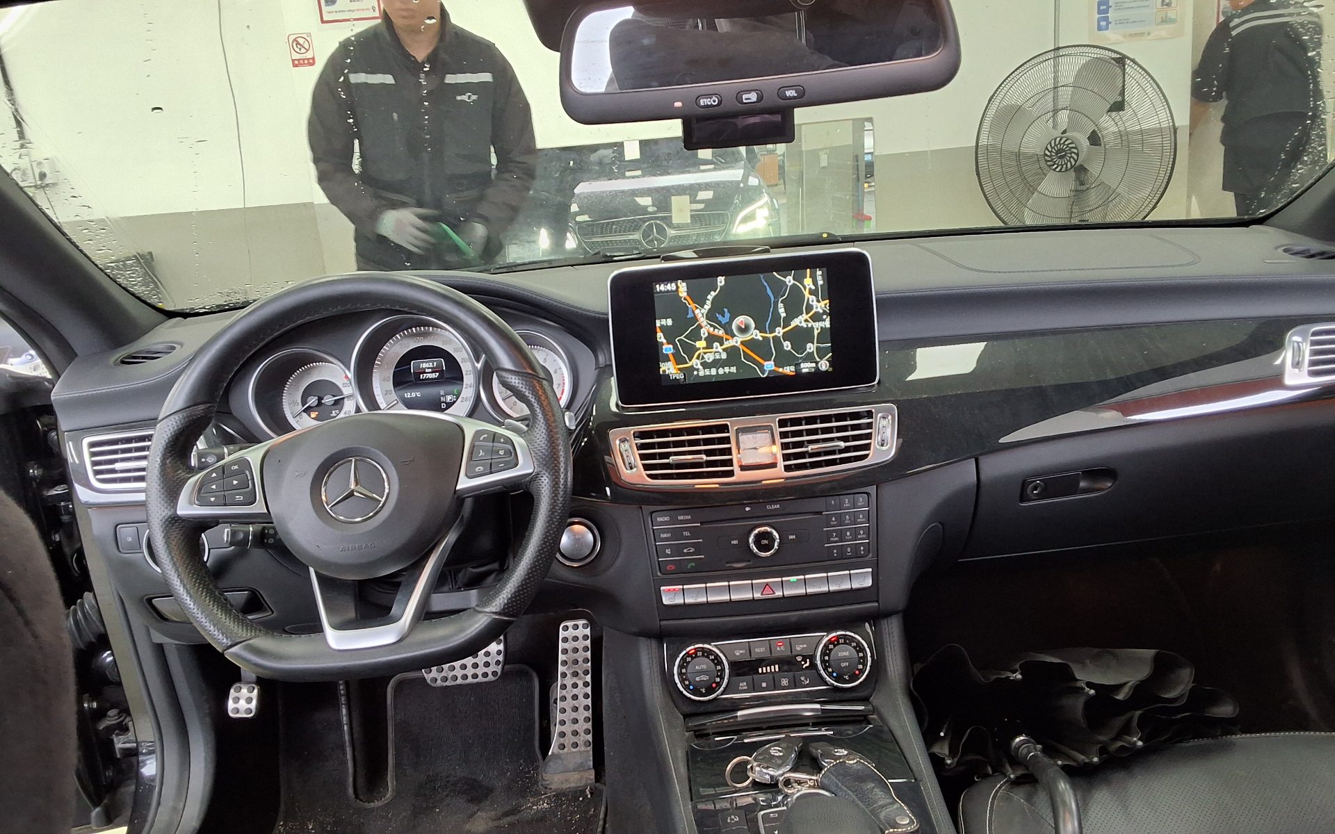 Mercedes-Benz CLS-Class 2016 - Image 10