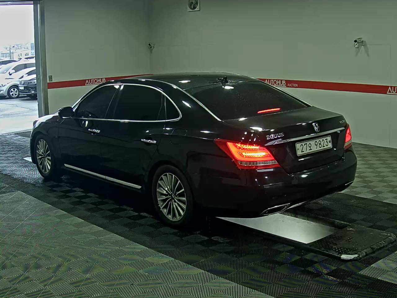 هيونداي إيكوس 2014 - صورة 5
